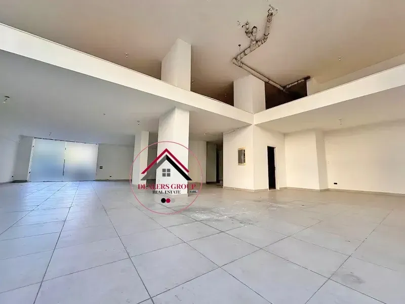 Prime Location Showroom for Sale in Unesco – Beirut — photo 2
