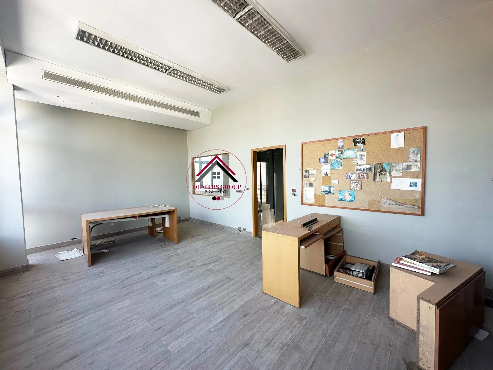 Prime Location Office for Sale in Saifi — photo 2