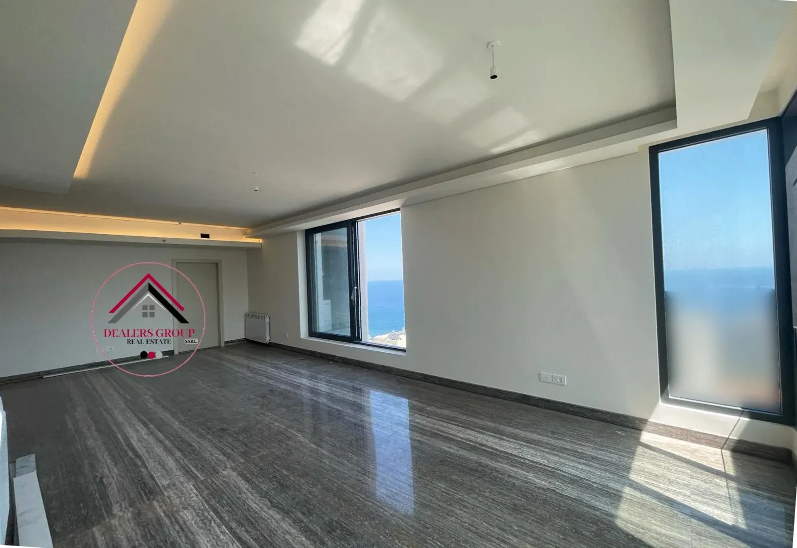 Prestige Living by the Sea – Ain El Mreisseh Deluxe Apartment for Sale — photo 2