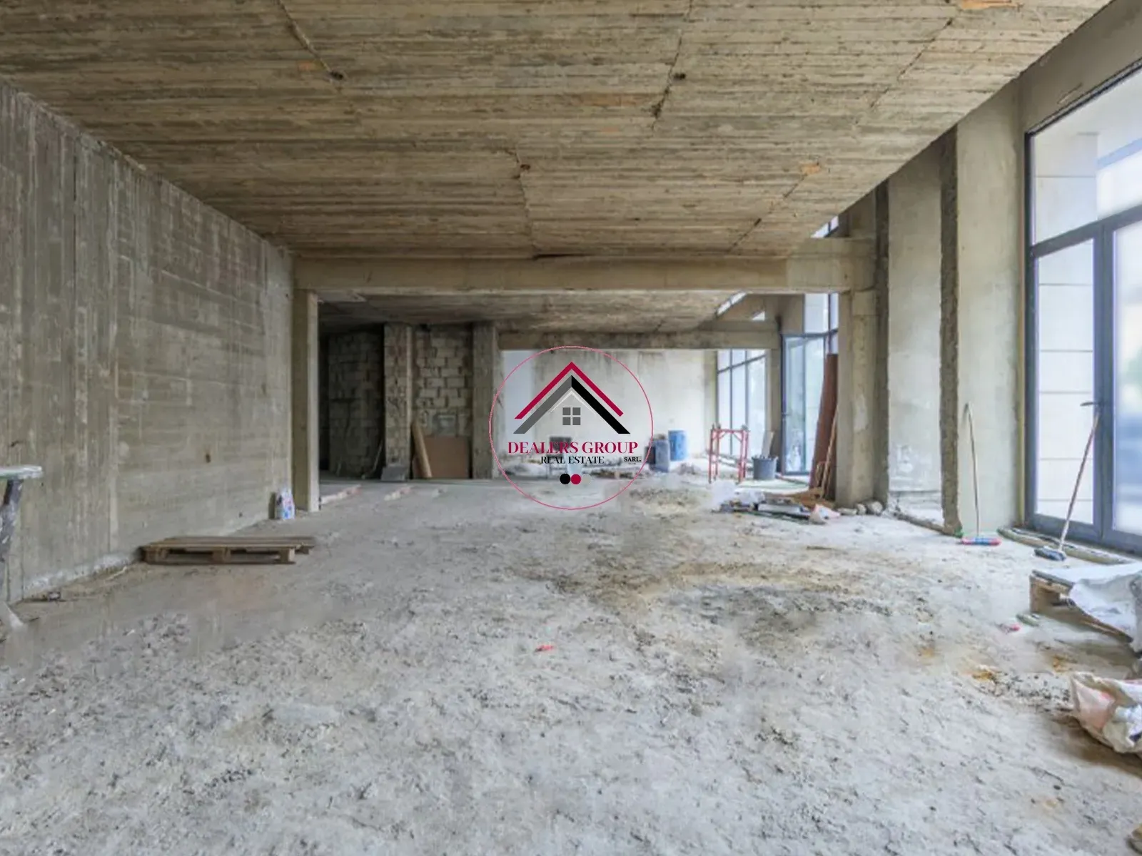 Prime Location Large Core and Shell Showroom for Sale in Achrafieh — photo 4