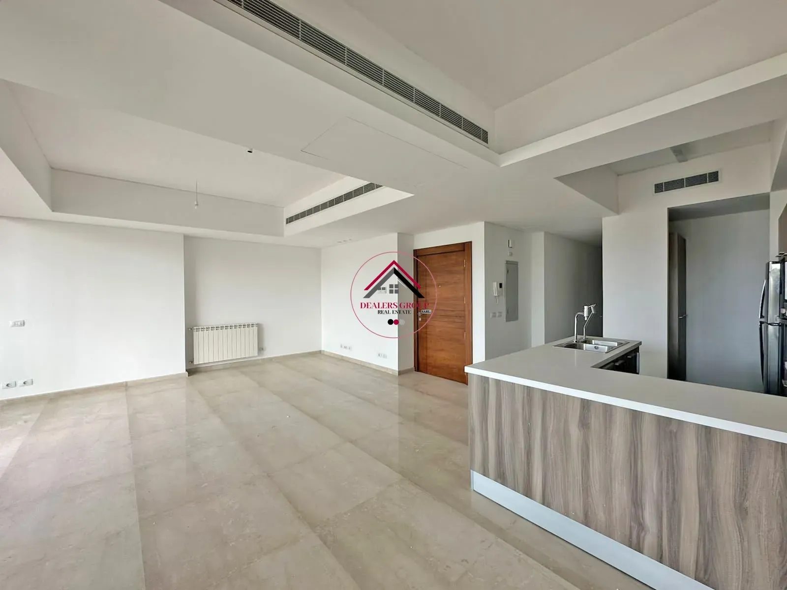 Prime Location Apartment for Sale in Saifi — photo 2