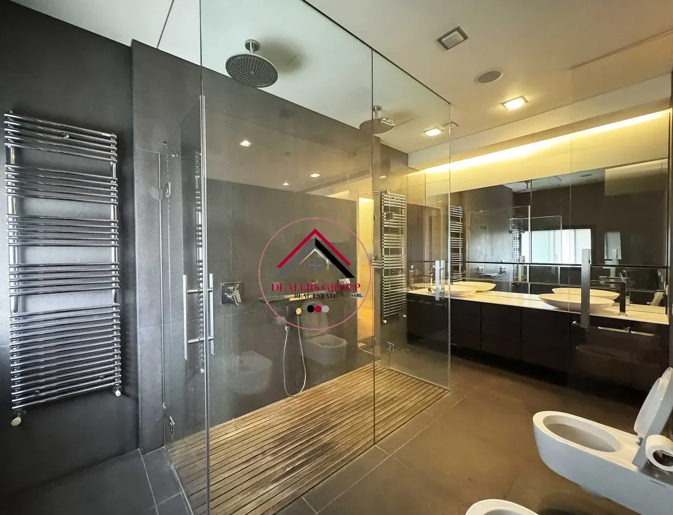 Live in Saifi ! Modern Deluxe Apartment Now Available for Sale — photo 2