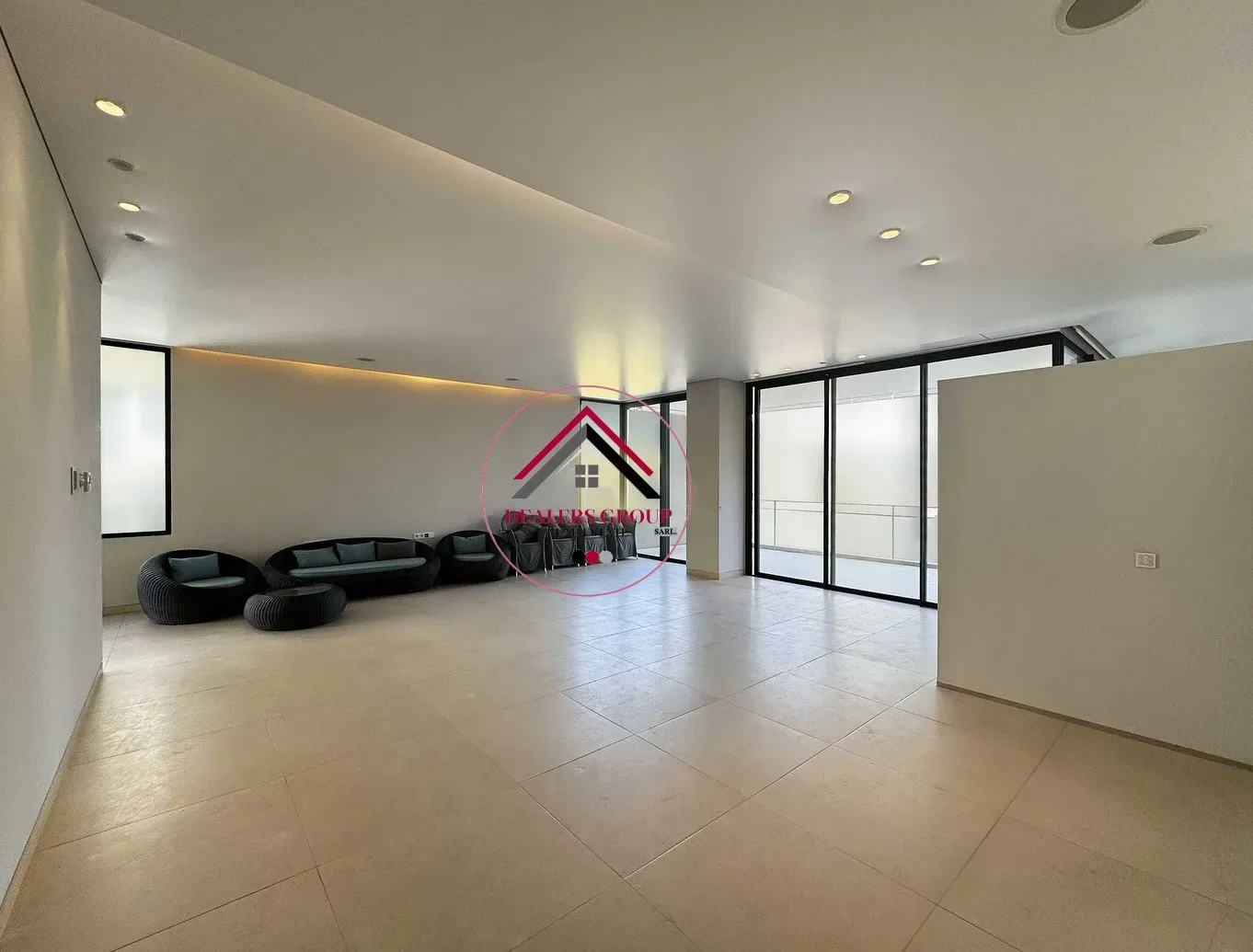 Live in Saifi ! Modern Deluxe Apartment Now Available for Sale — photo 5