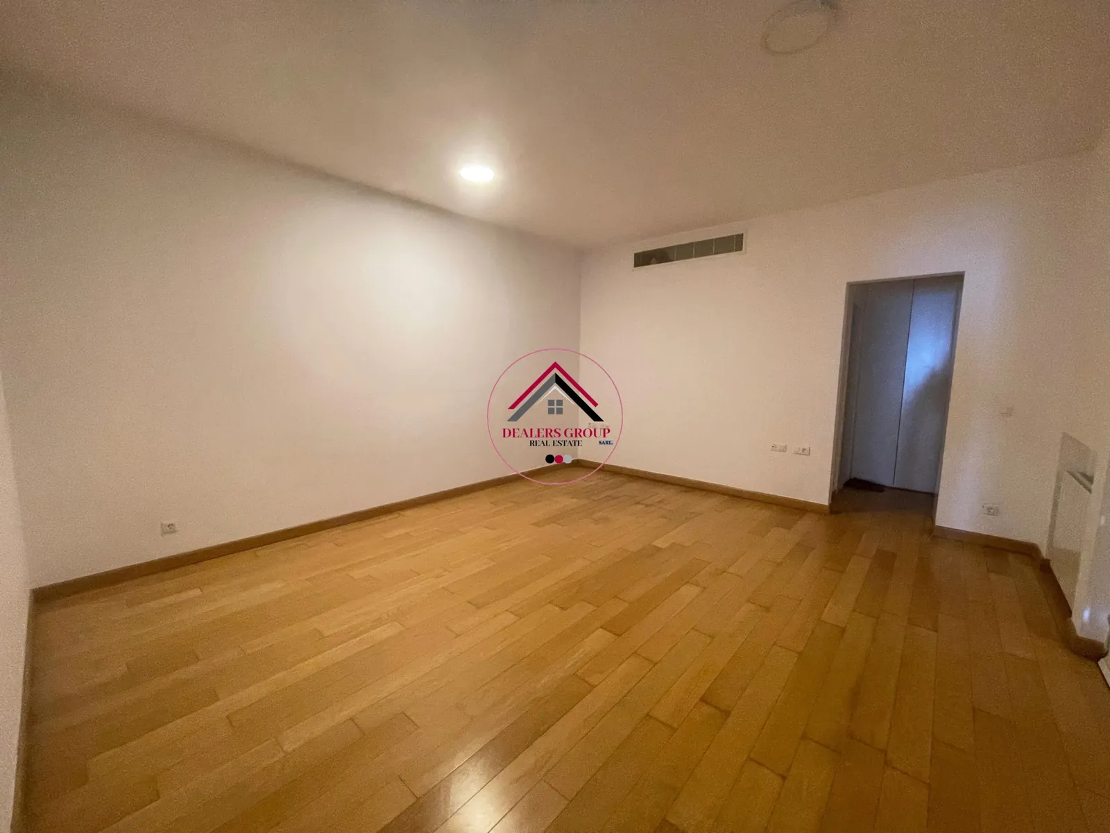 High Floor ! Wonderful Sea View apartment for Sale in Manara — photo 2