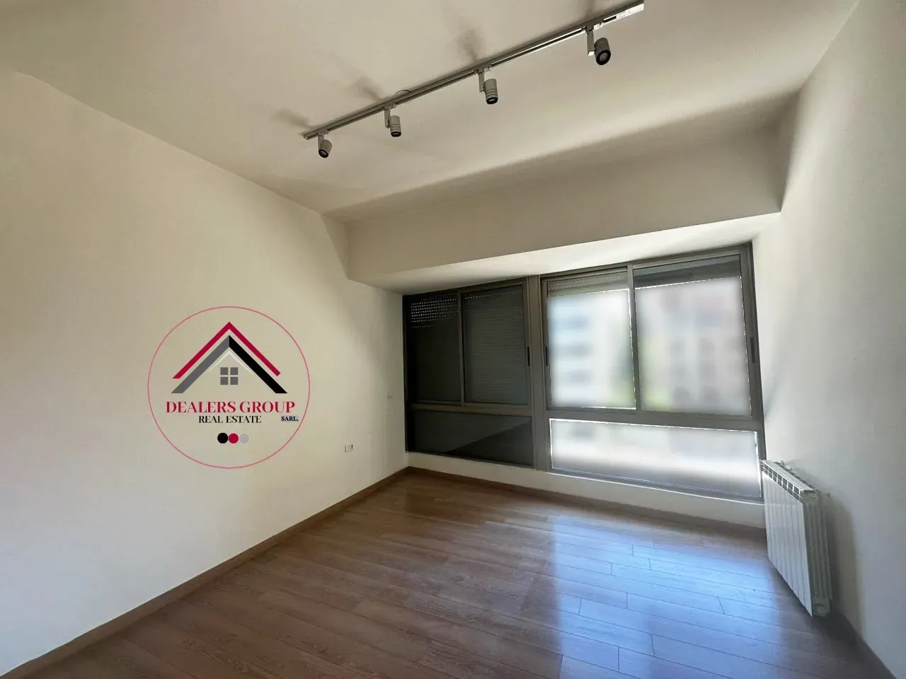Bright & Beautiful Apartment for Sale in Saifi – Beirut — photo 3