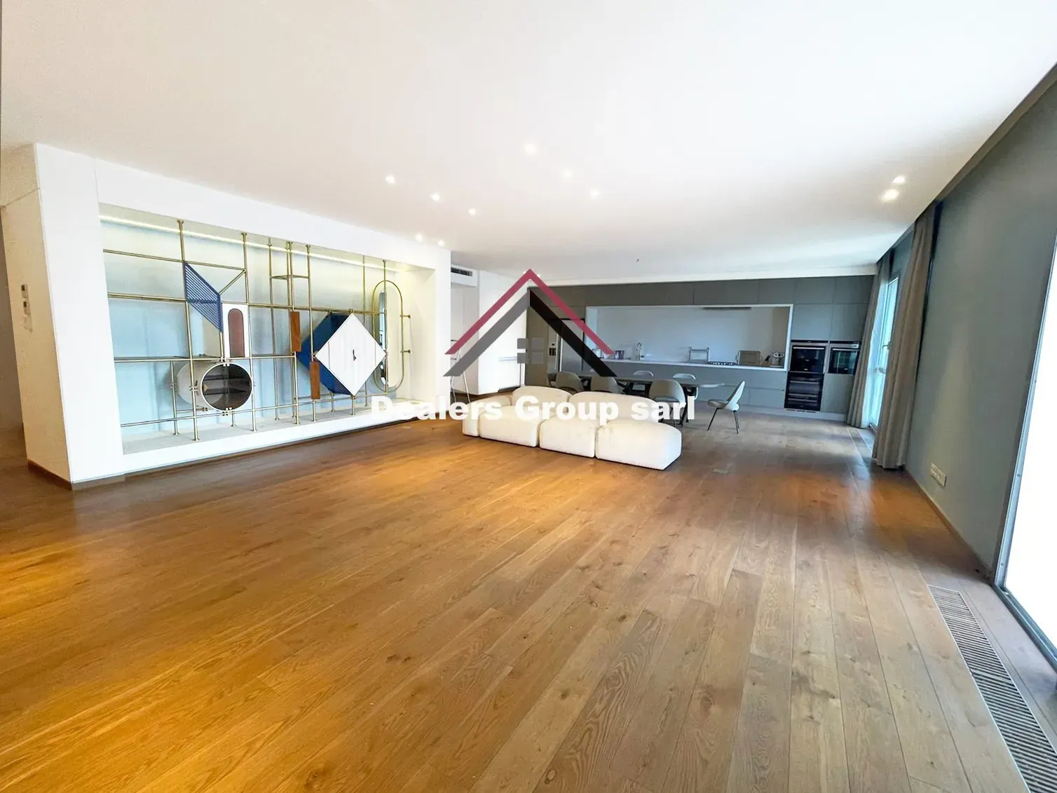 Prime Location Apartment for Sale in Downtown Beirut — photo 2