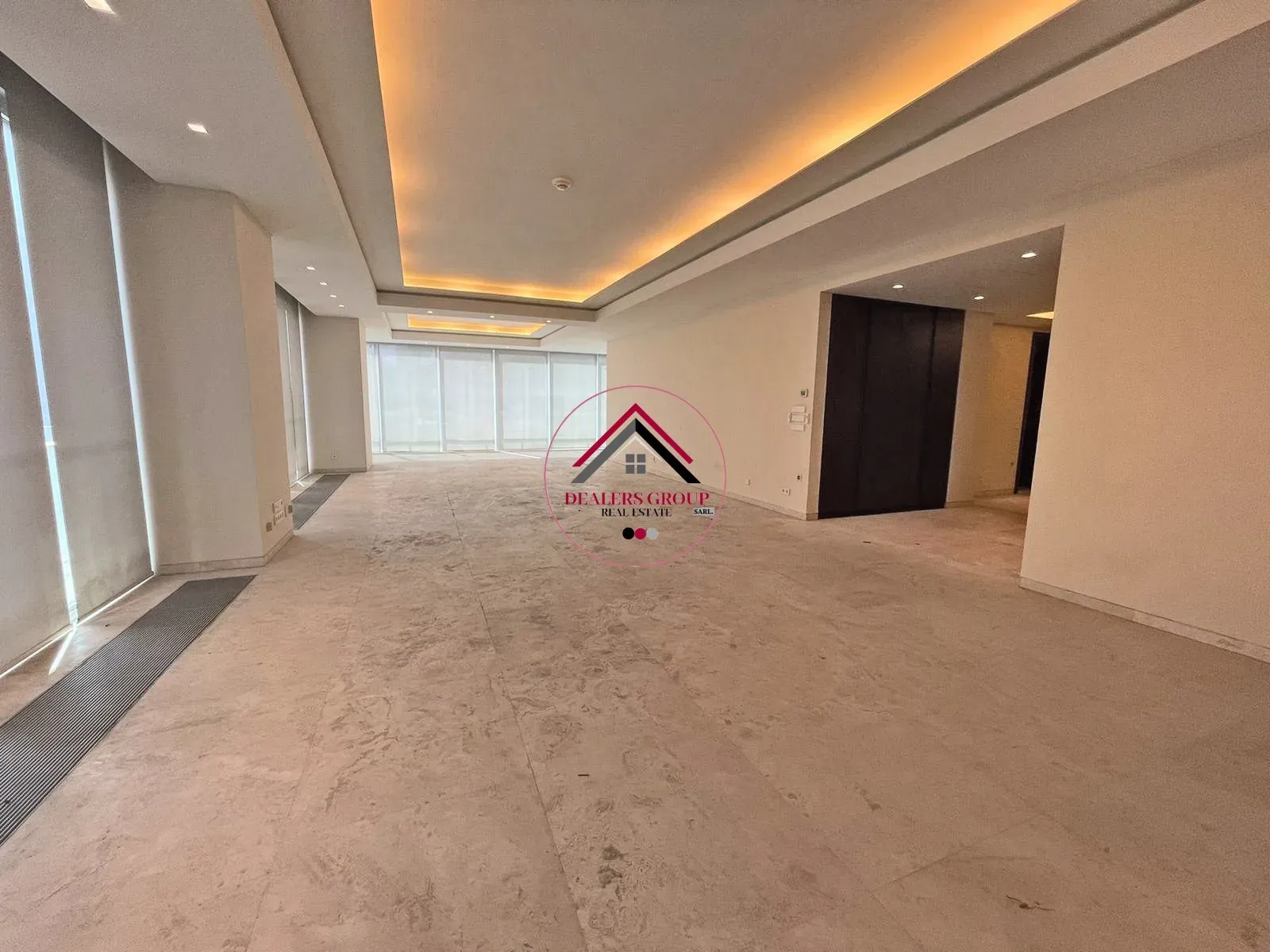 Beirut at Your Doorstep – Prestigious Downtown Apartment for Sale — photo 2