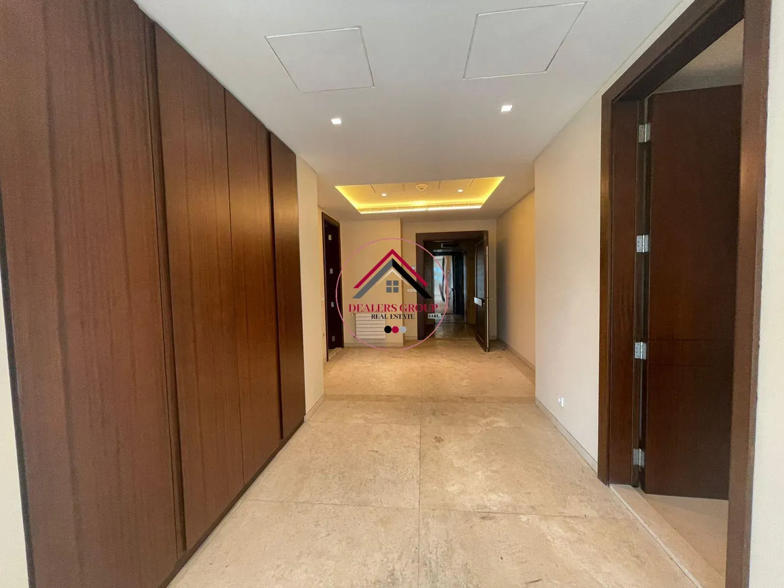 Beirut at Your Doorstep – Prestigious Downtown Apartment for Sale — photo 5