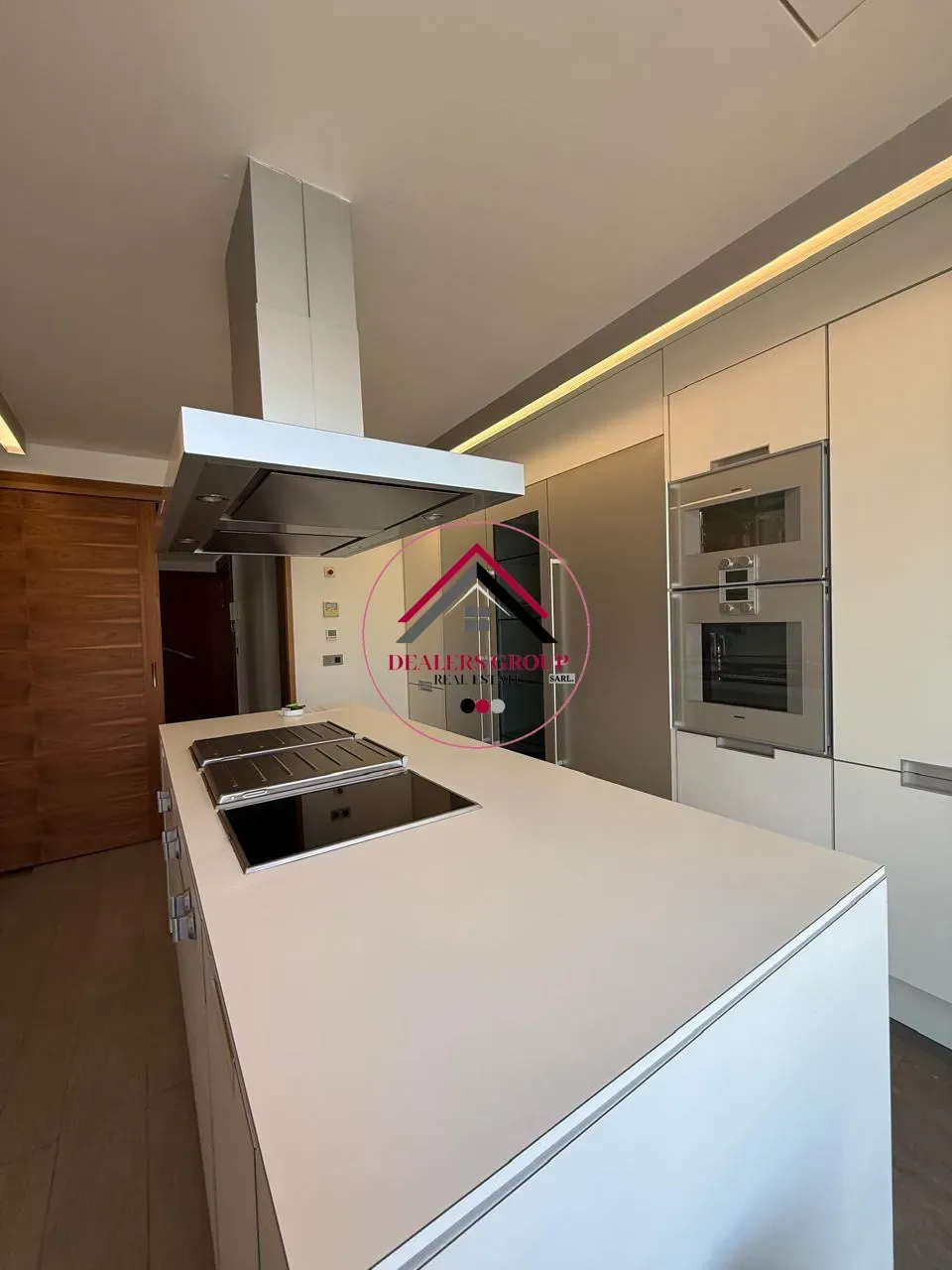 Private Terrace ! Modern Penthouse for Sale in Downtown Beirut — photo 2