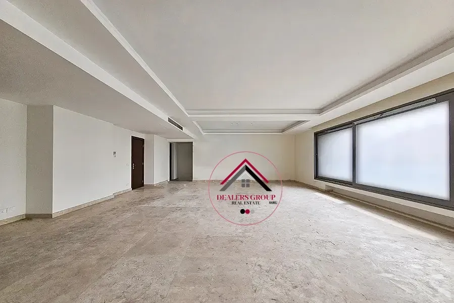 Sea View Apartment for Sale in Ramlet el Bayda in a Modern Building
