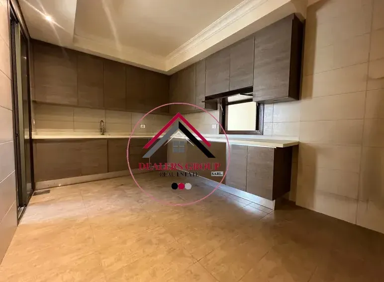 High Floor Elegant apartment for Sale in Sanayeh -Prime Location — الصورة 4