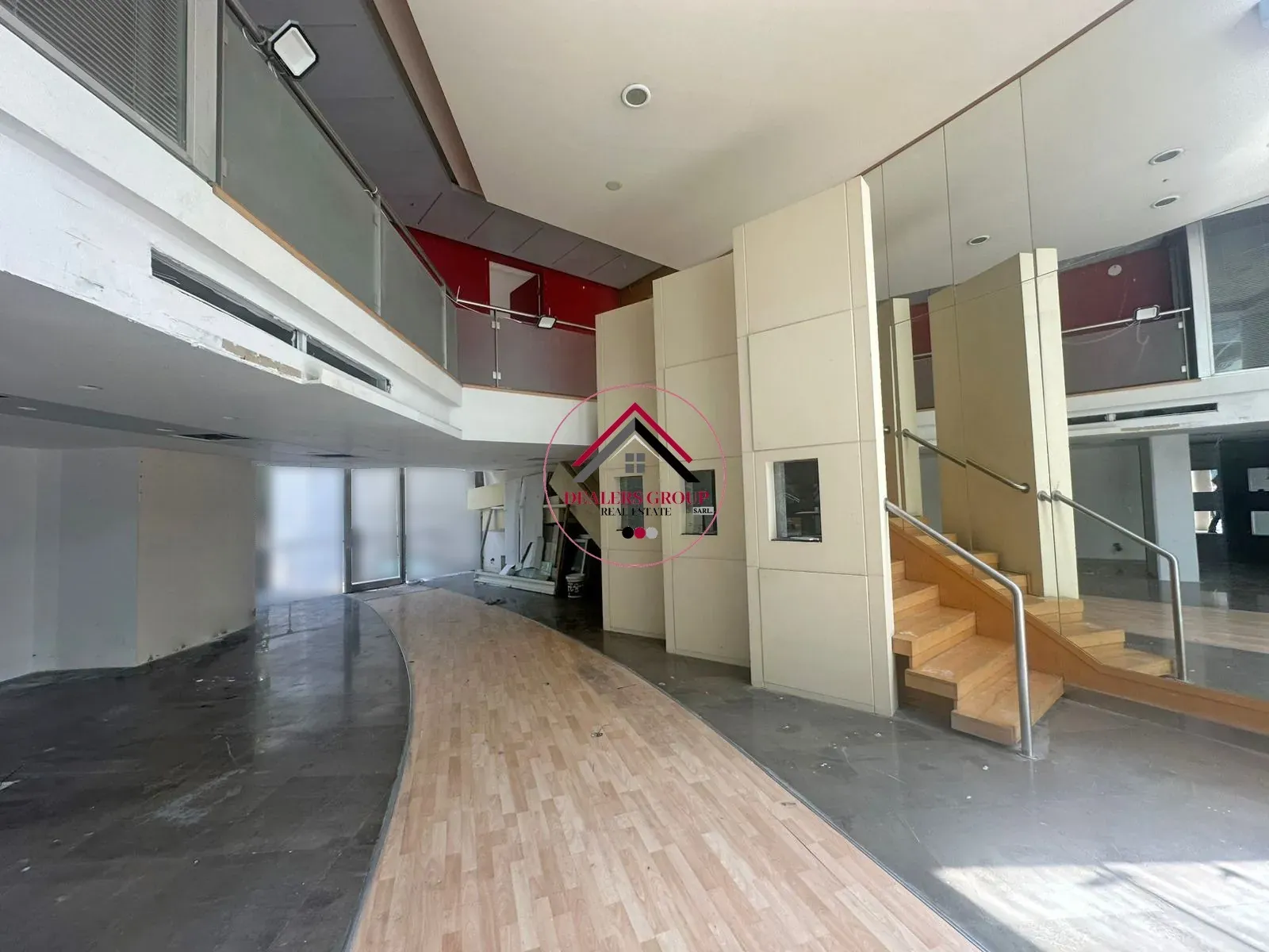 Prime Location Shop for Sale in Achrafieh — photo 2