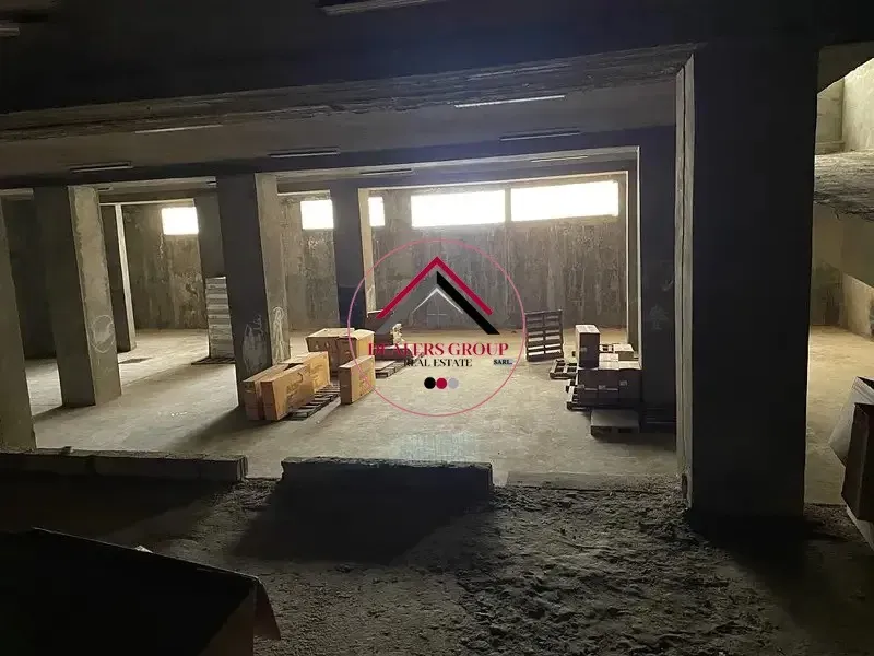 High Ceilings Spacious Warehouse for Sale in Ramlet el Bayda – Beirut — photo 3