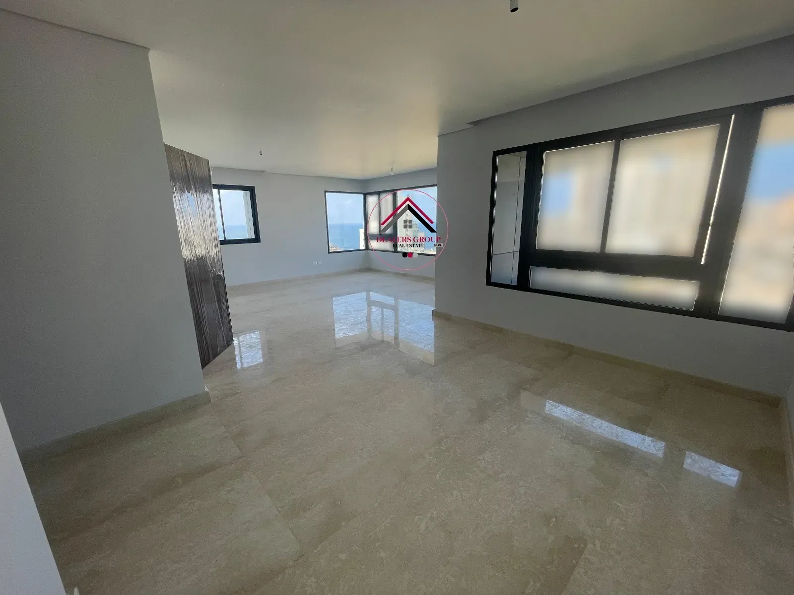 Live in Style: Elegant Apartment for Sale in Caracas, Ras Beirut — photo 4