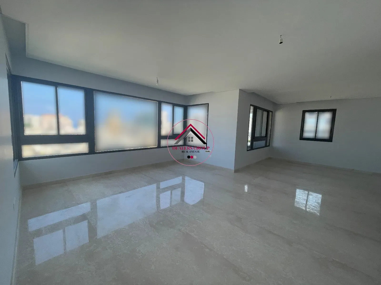 Live in Style: Elegant Apartment for Sale in Caracas, Ras Beirut — photo 5