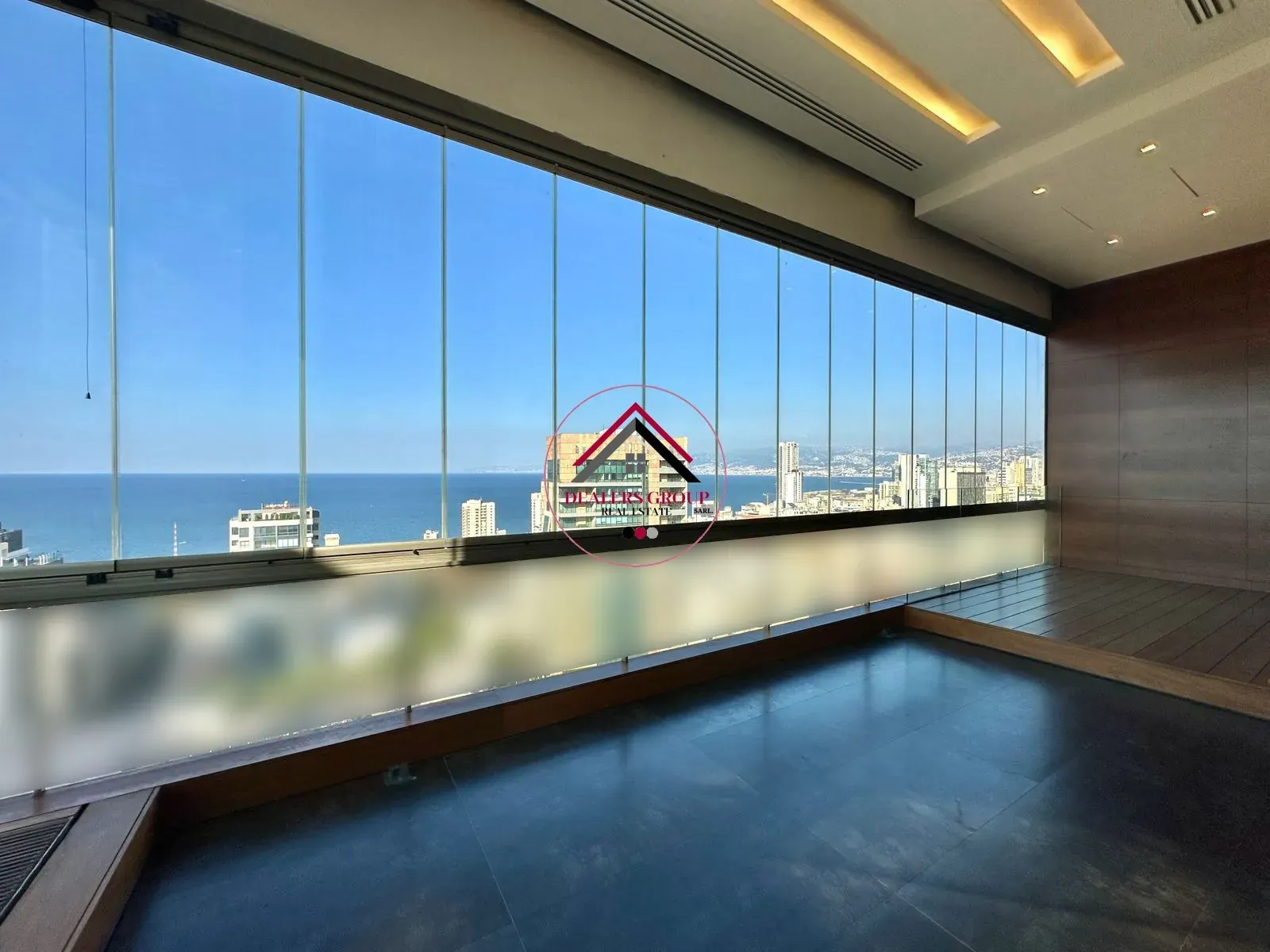 Sea View Penthouse Apartment for Sale in Hamra -Ras Beirut — photo 2