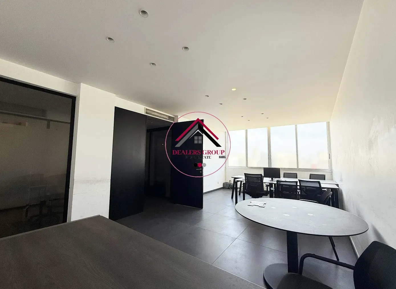 Prime Location Furnished Office for Sale in Sanayeh — photo 3
