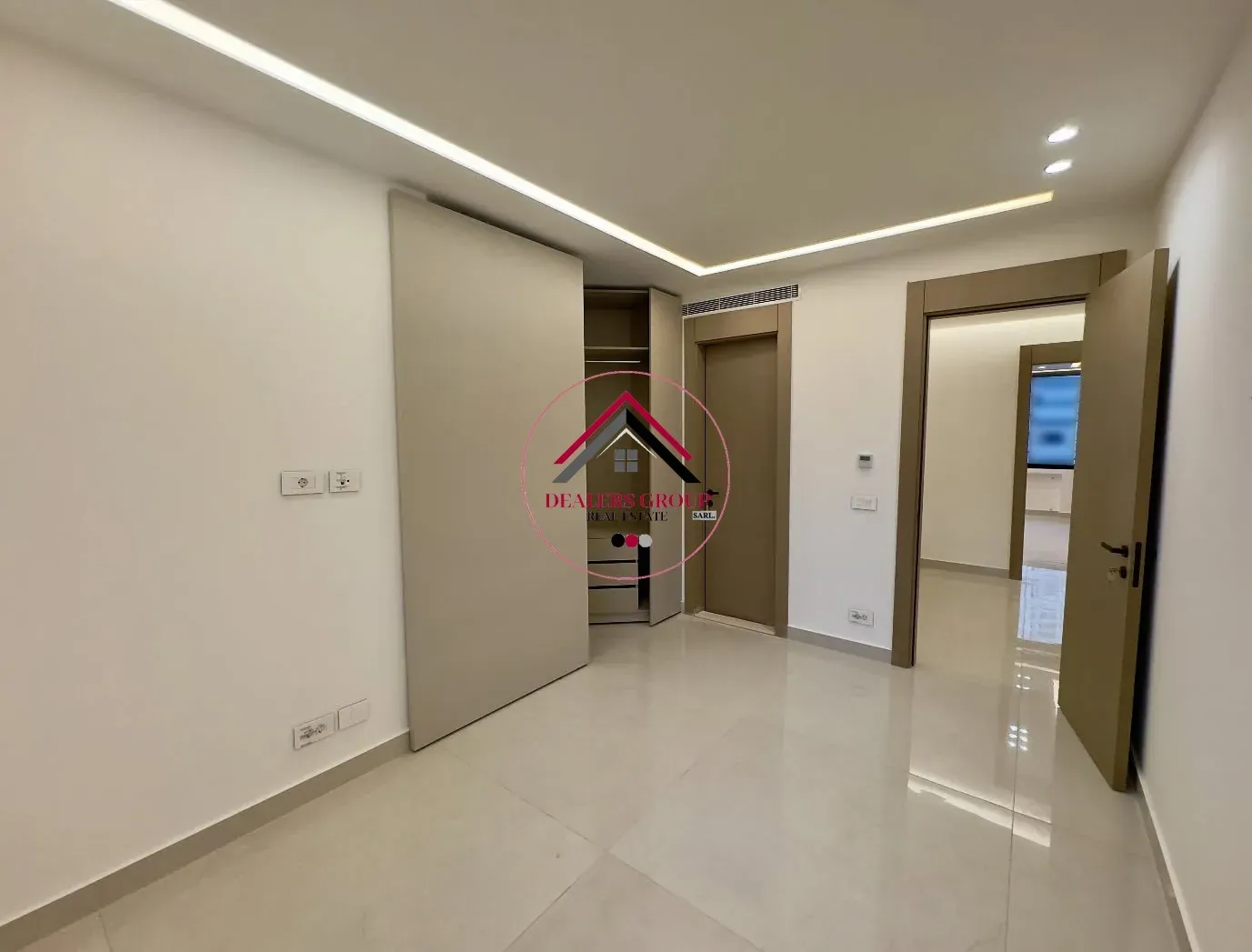 Seaside Elegance ! Modern Deluxe apartment for Sale in Ramlet el Bayda — photo 4