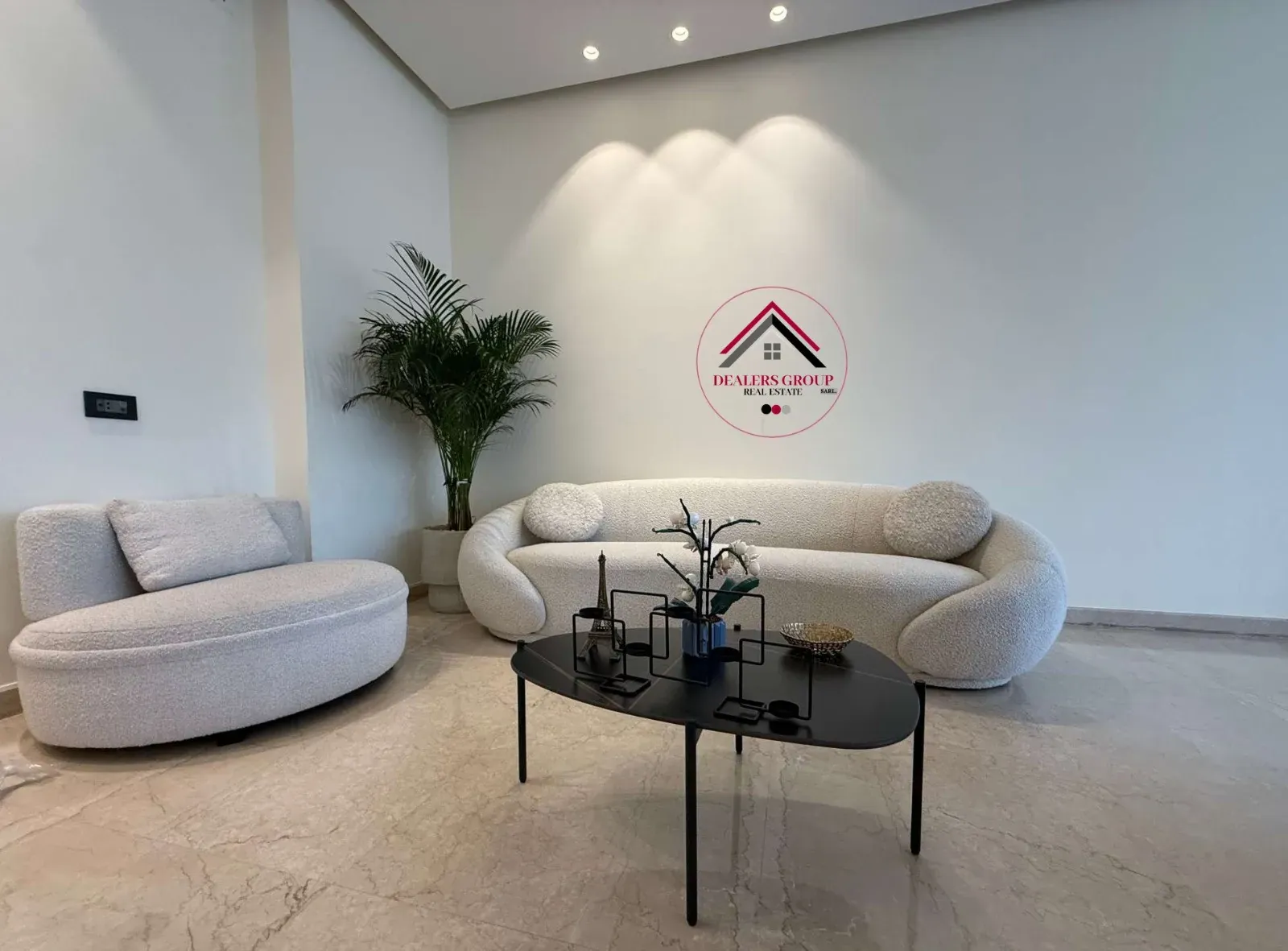 Modern Deluxe Apartment for Sale in Sodeco – Achrafieh — photo 2