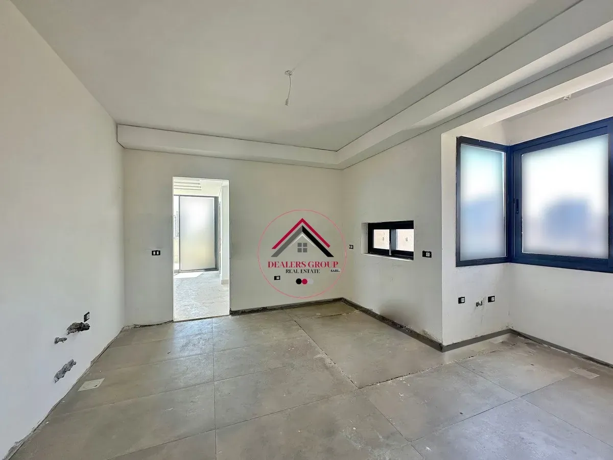 Prestigious Sea-View Apartment for Sale in Prime Ras Beirut — photo 2