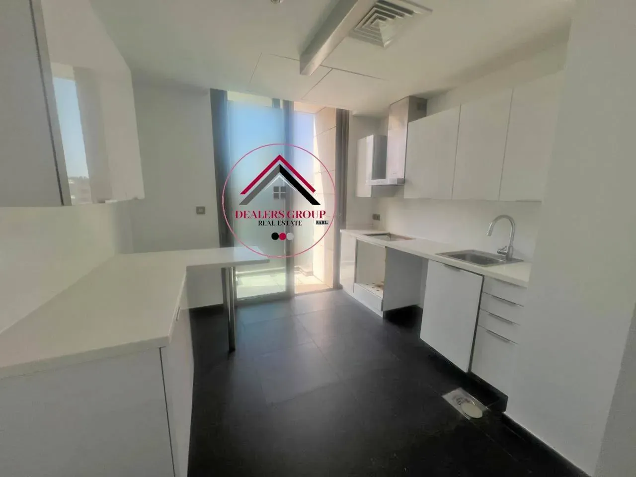 Modern High floor Apartment for Sale in Downtown Beirut — photo 5