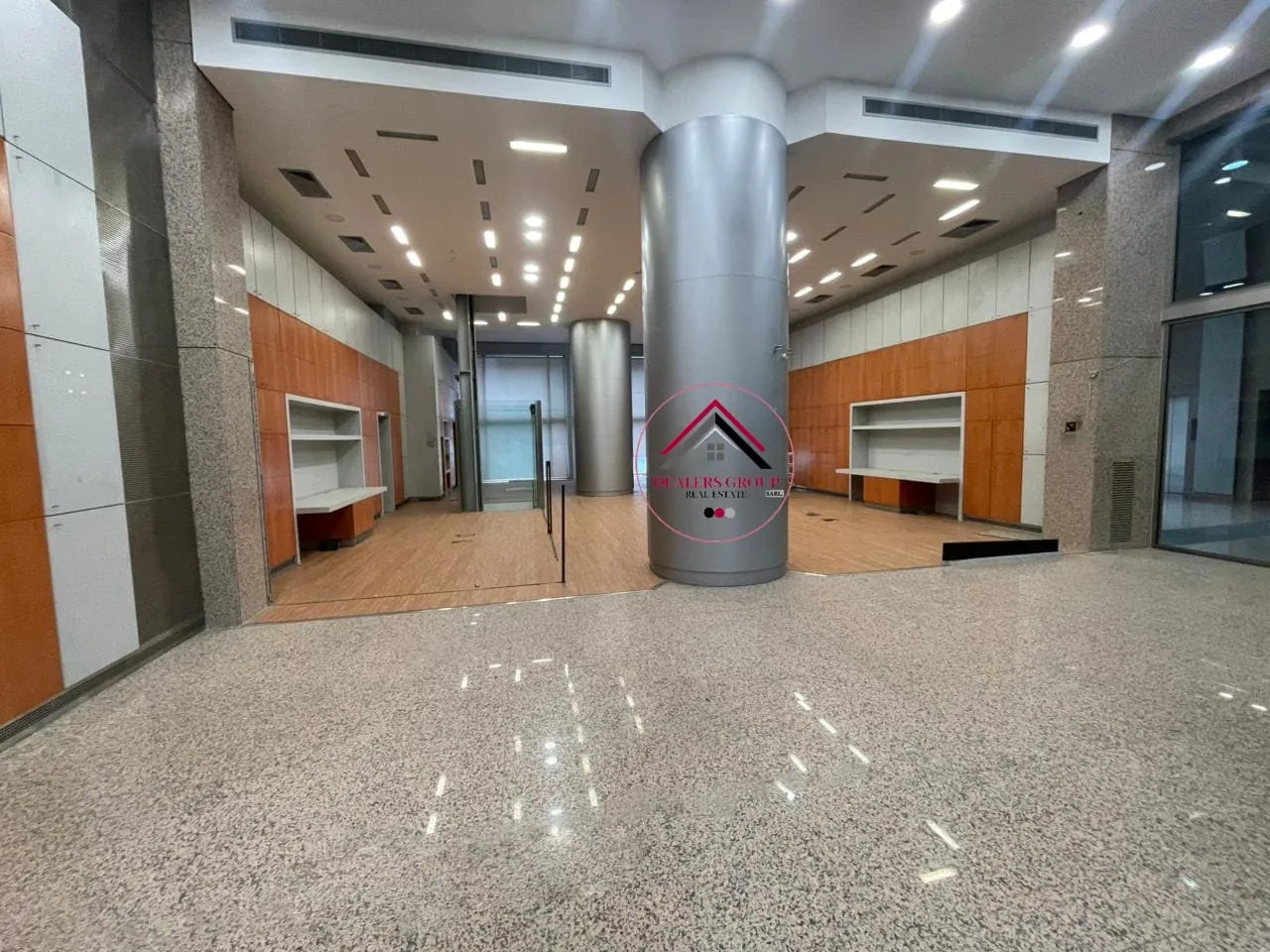 Spacious Showroom for Sale in Achrafieh in a Prime Location — photo 2