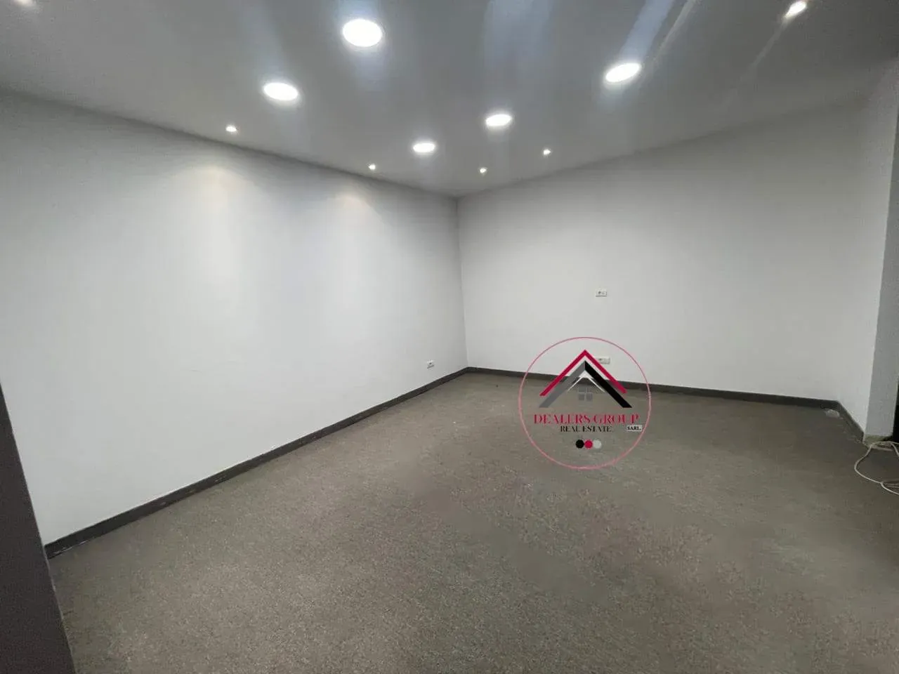 Spacious Showroom for Sale in Achrafieh in a Prime Location — photo 4