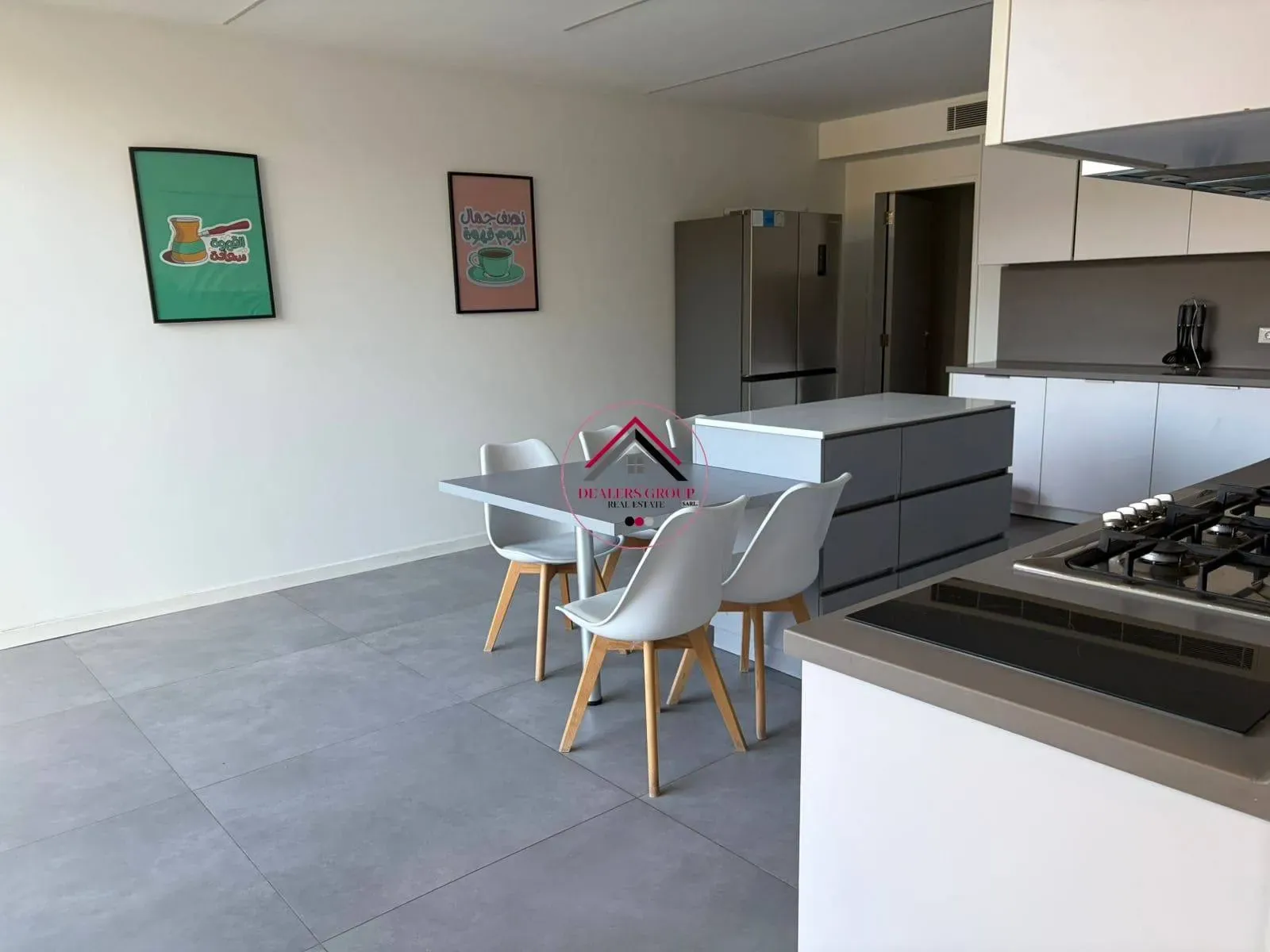 Double Height Ceiling Modern Loft for Sale in Achrafieh — الصورة 5