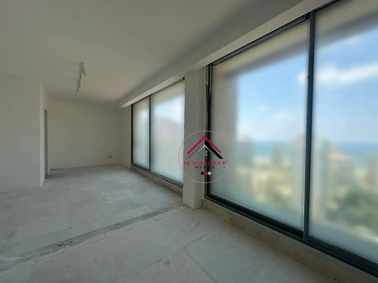 High floor wonderful apartment for Sale in Ramlet el Bayda — photo 3