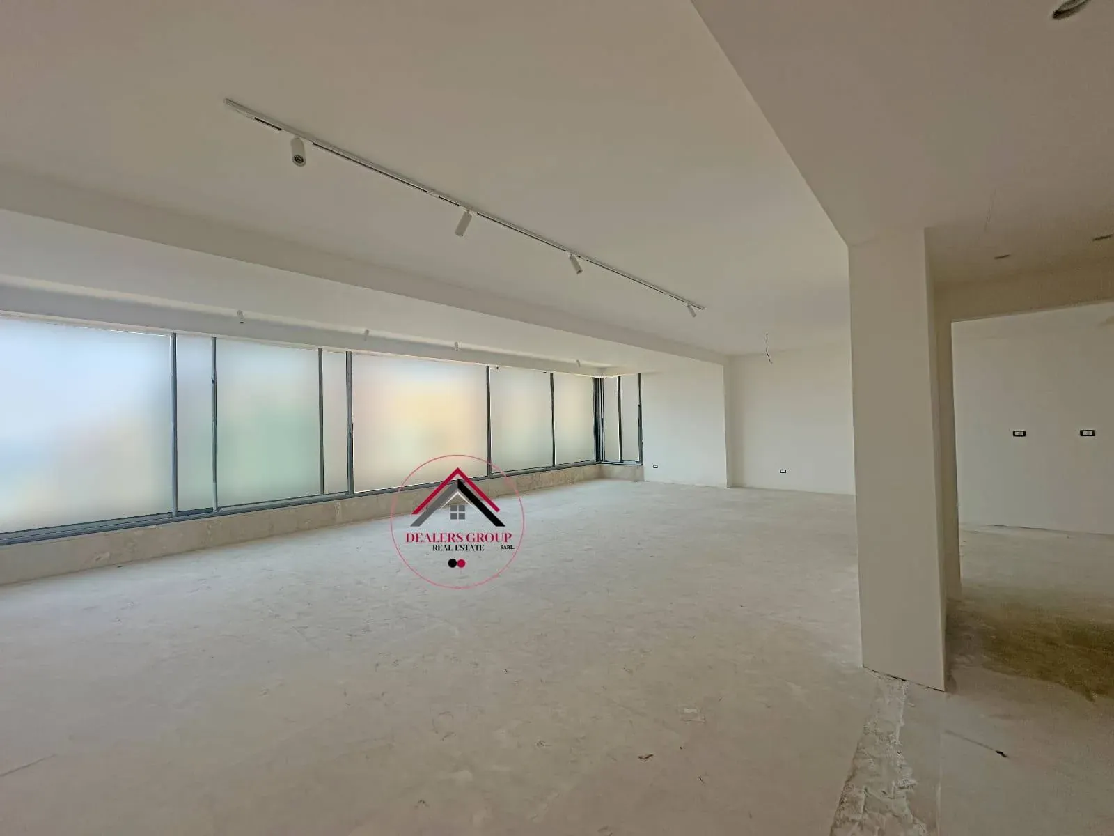 High floor wonderful apartment for Sale in Ramlet el Bayda — photo 4