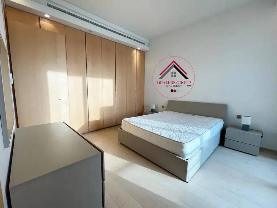 Modern Deluxe Apartment for Sale in Clemenceau — photo 3