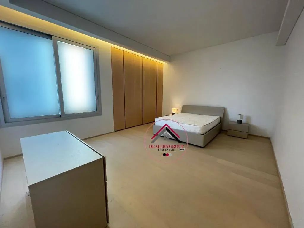 Modern Deluxe Apartment for Sale in Clemenceau — photo 4