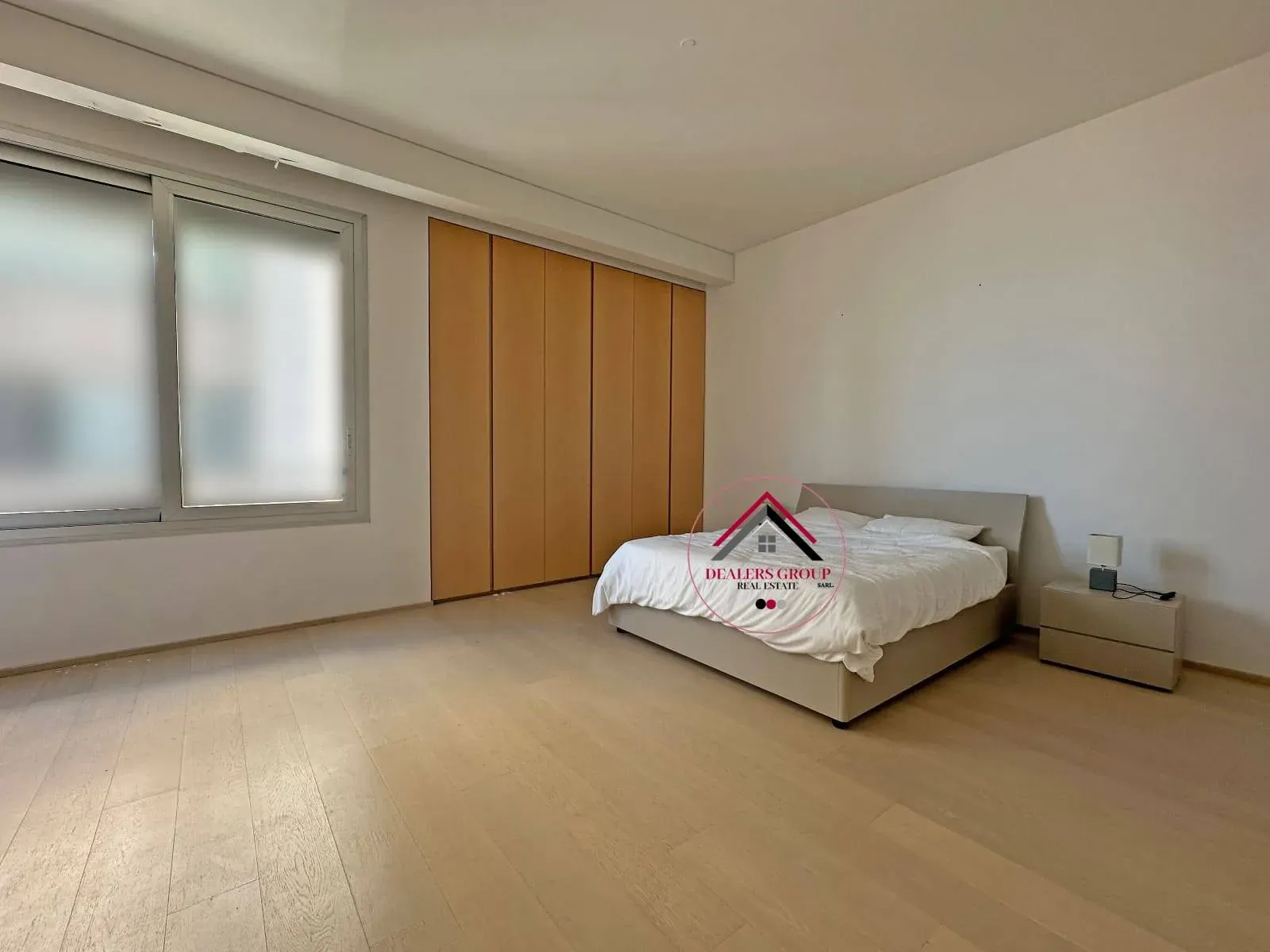 Modern Deluxe Apartment for Sale in Clemenceau — photo 5