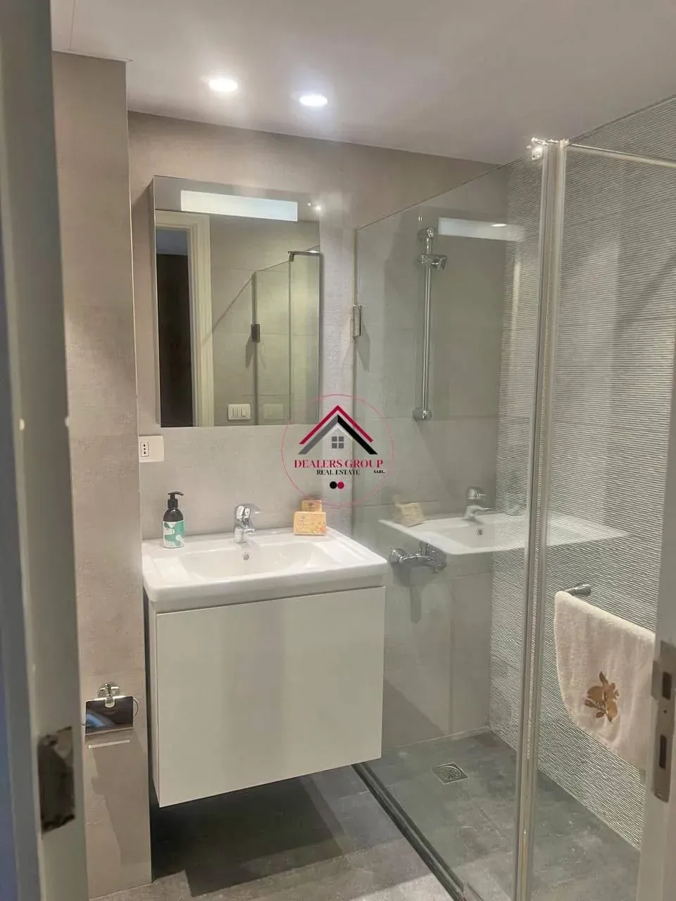 Prime Location Apartment for Sale in Monot Achrafieh — photo 5