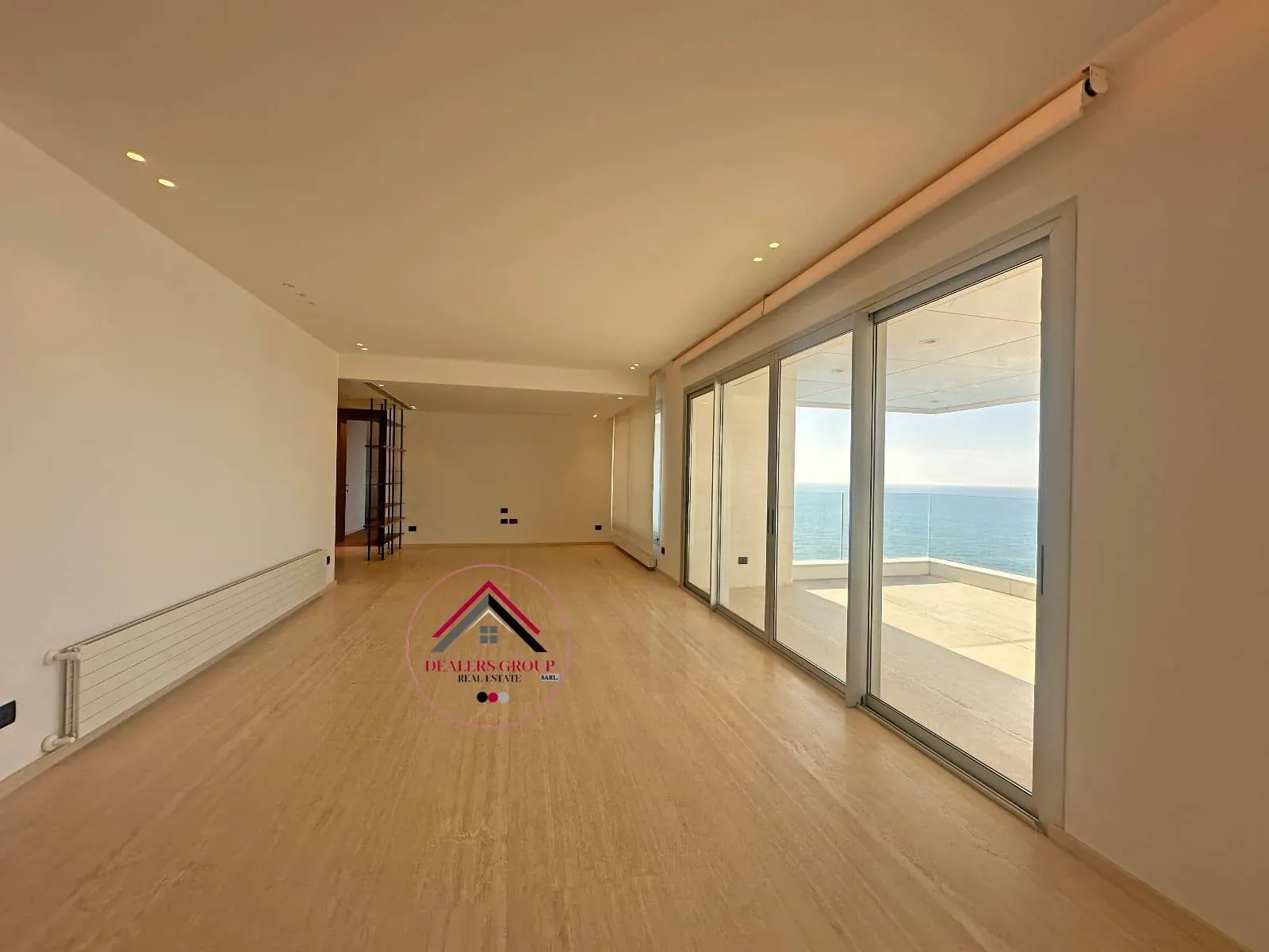 Sea View Modern Apartment for Sale in Raouche – Beirut — photo 4