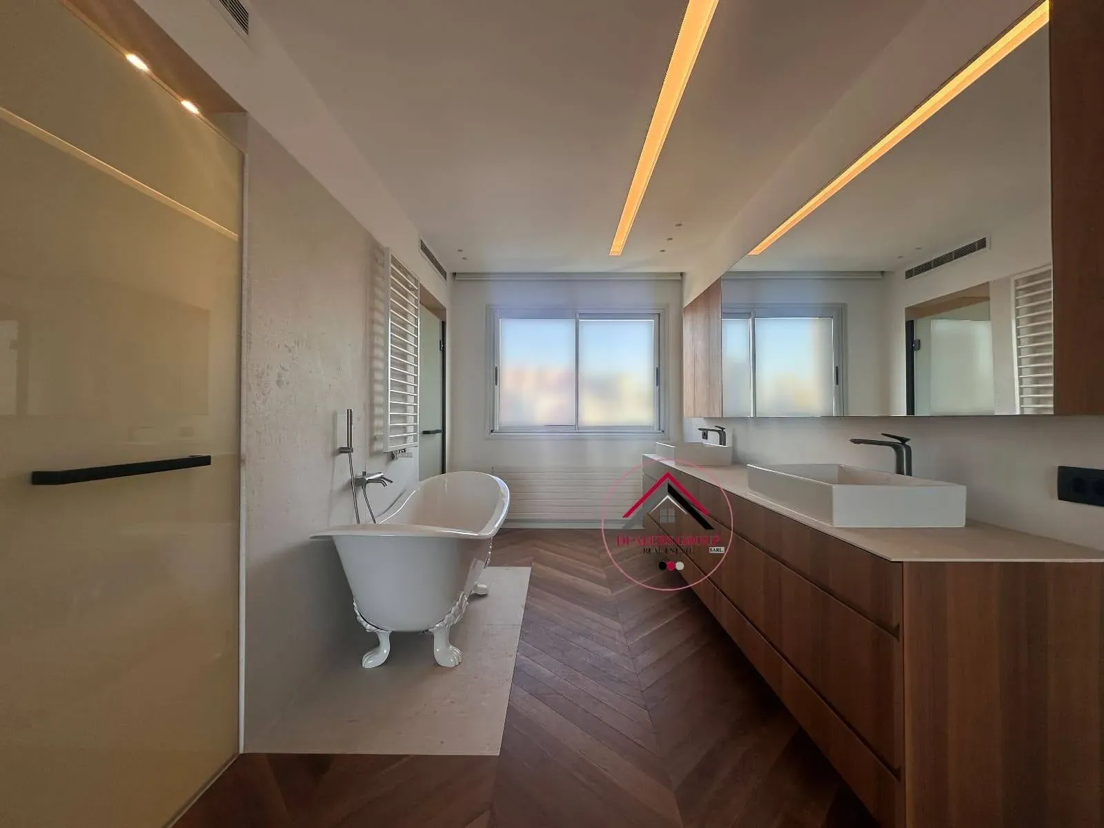 Sea View Modern Apartment for Sale in Raouche – Beirut — photo 5