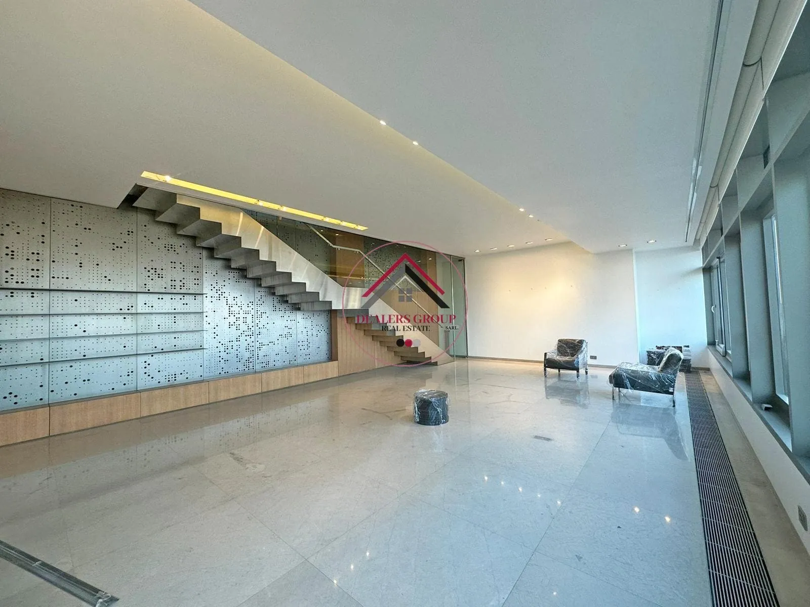 Private Pool & Terrace! Modern Duplex for Sale in Achrafieh-Carre d’or — photo 3
