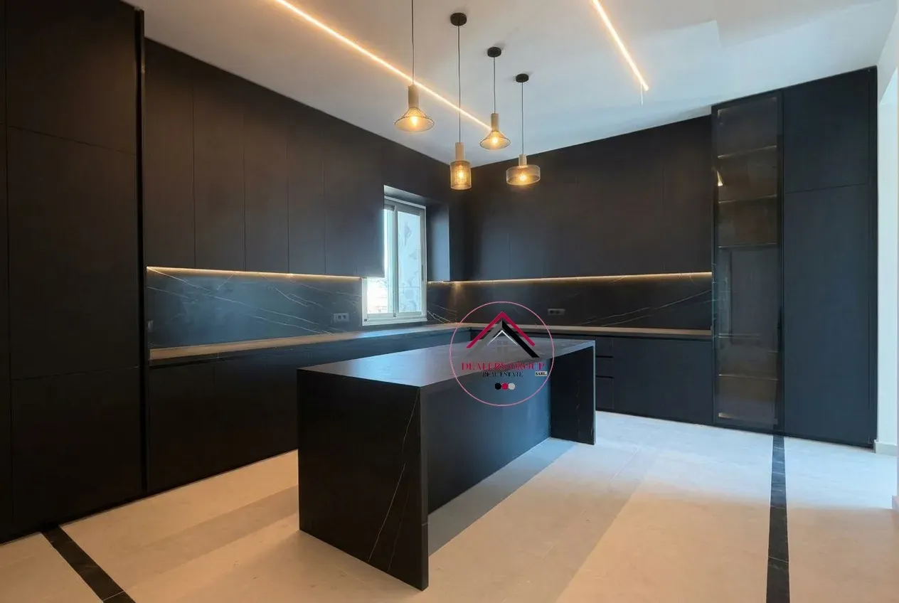 Sea View Modern Apartment for Sale in Gemmayze -Achrafieh — photo 3