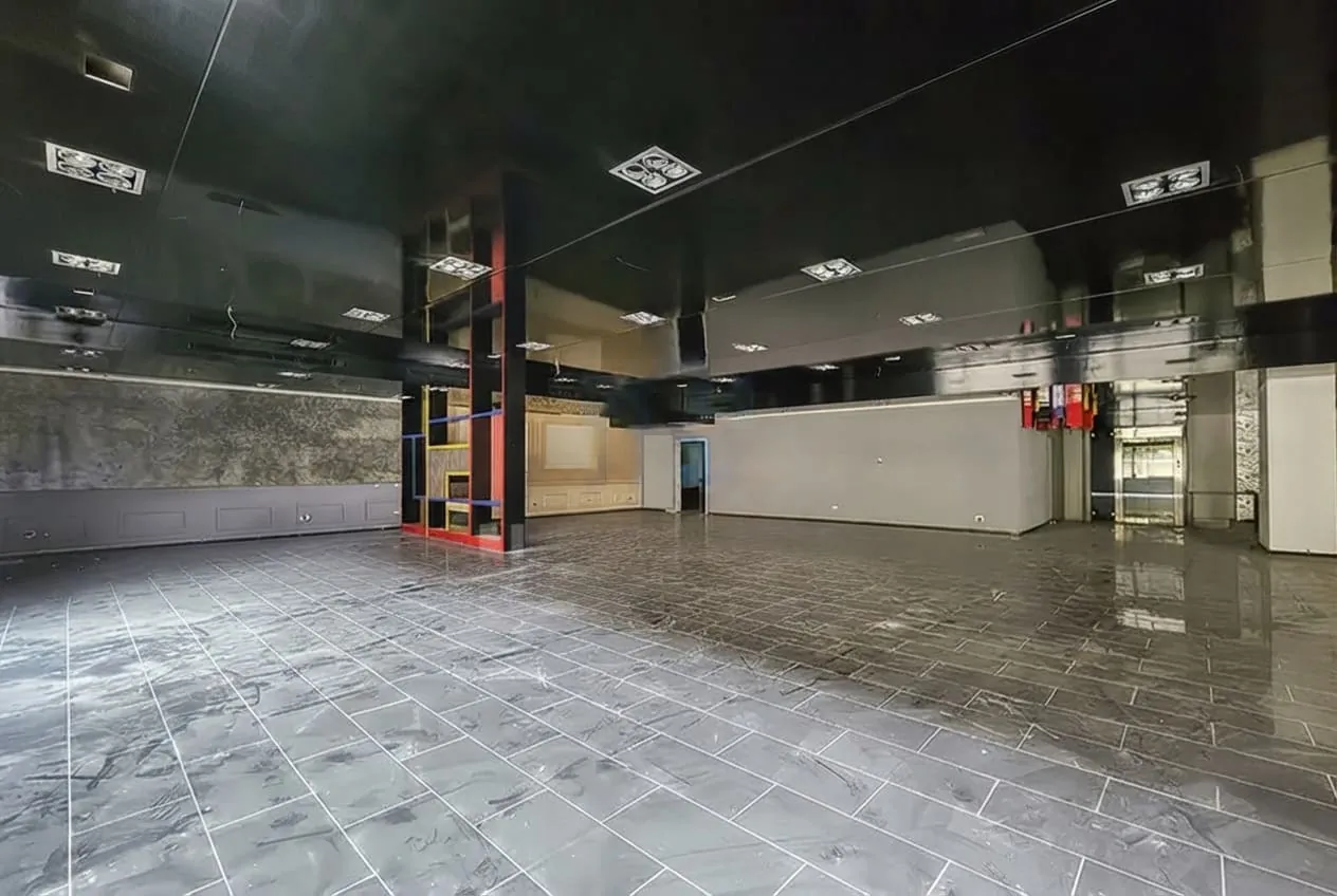 Prime Location Showroom/Shop for Sale in Downtown – Beirut — photo 4