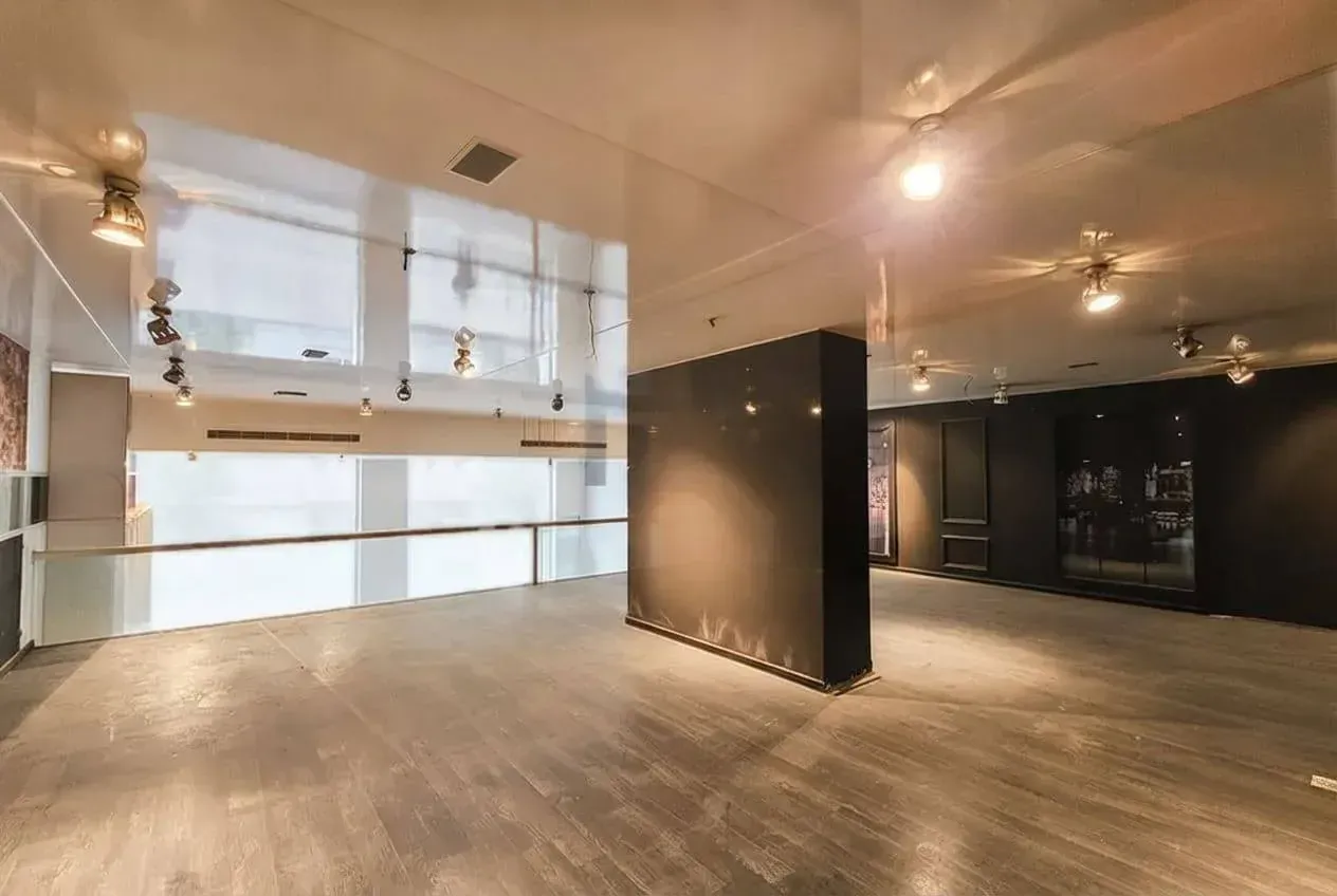 Prime Location Showroom/Shop for Sale in Downtown – Beirut — photo 5
