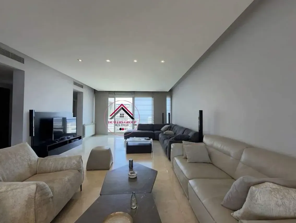 Prime Location High Floor apartment for Sale in Hamra – Ras Beirut — photo 3