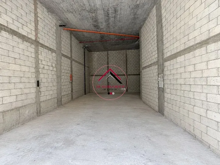 Shop Core and Shell for Sale in Saifi — photo 2