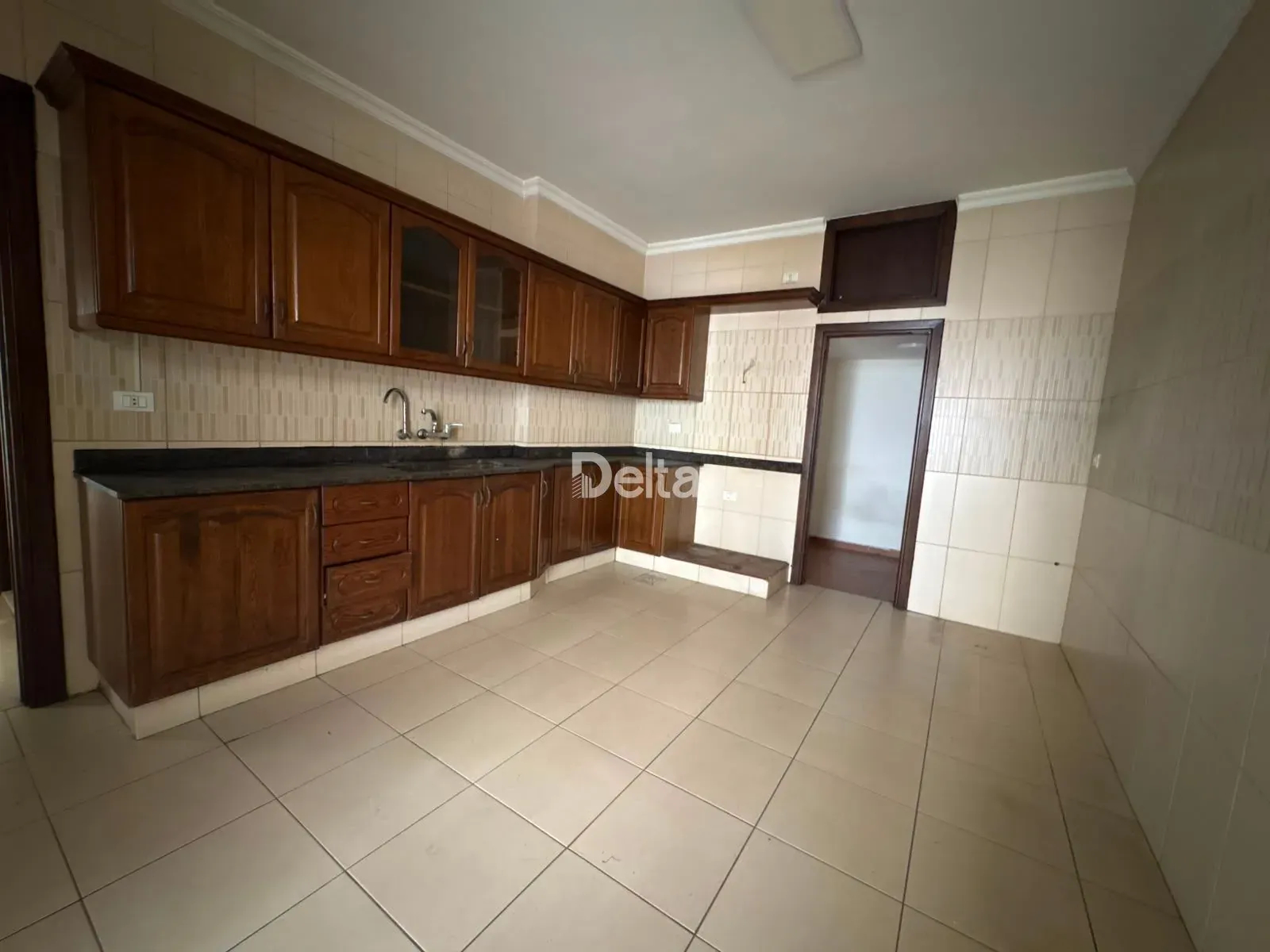 Apartment for Rent in Al Zarif, Beirut / 3 BR — الصورة 5