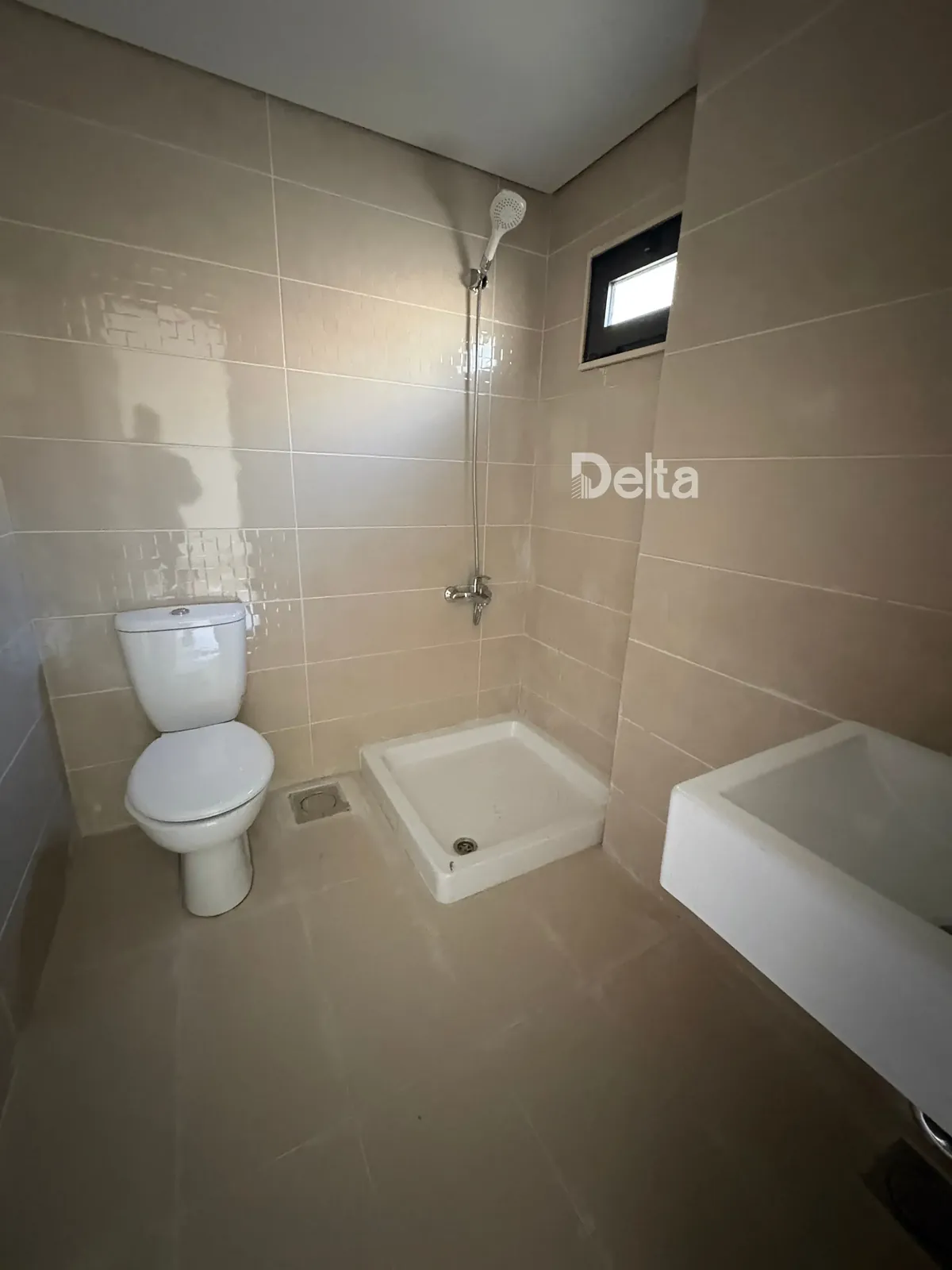 Apartment for Sale in Nowayri, Beirut – 3 BR, 160 sqm, Prime Location & Near Supermarkets — photo 3