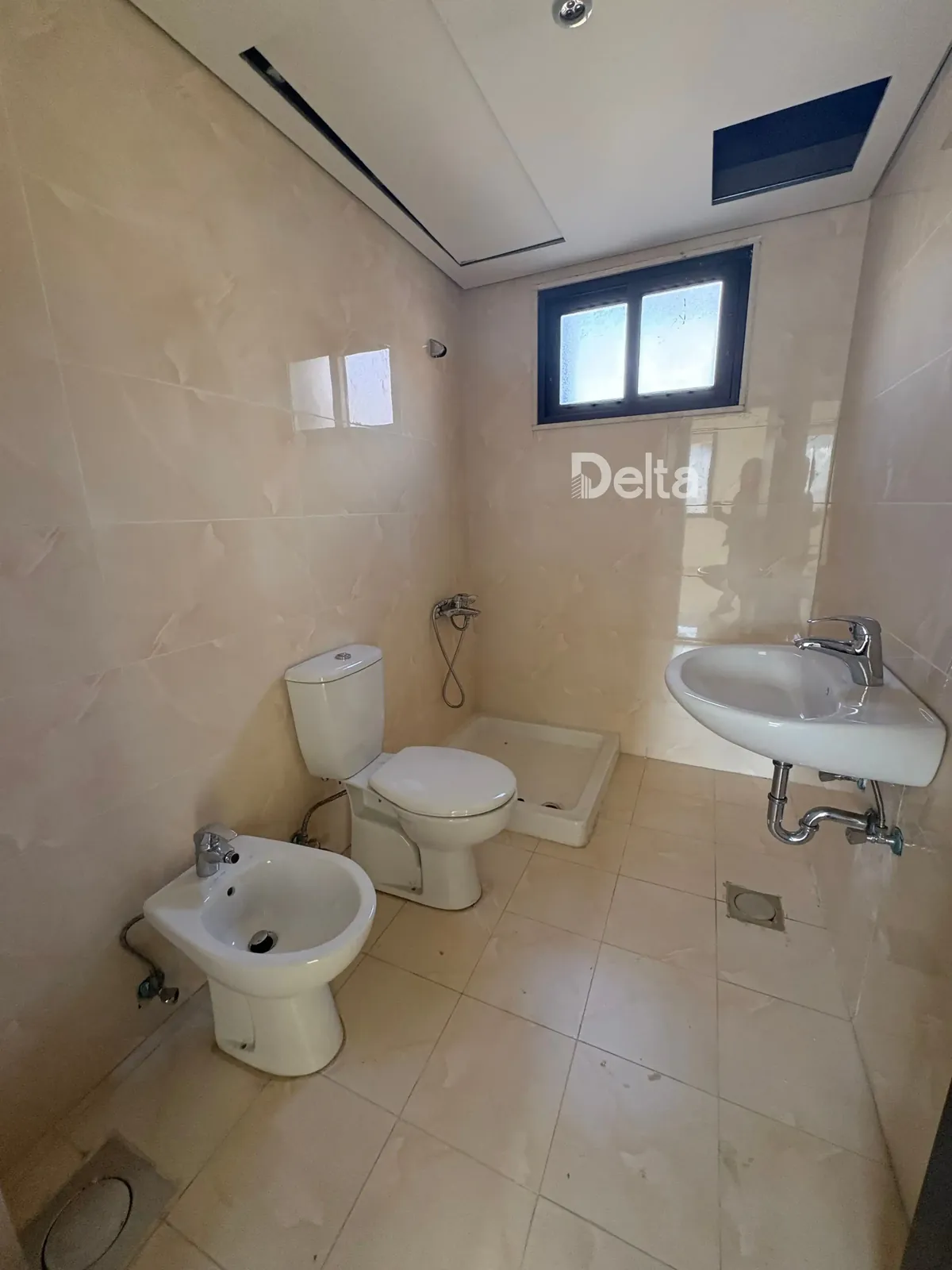 Apartment for Sale in Nowayri, Beirut – 3 BR, 160 sqm, Prime Location & Near Supermarkets — photo 4