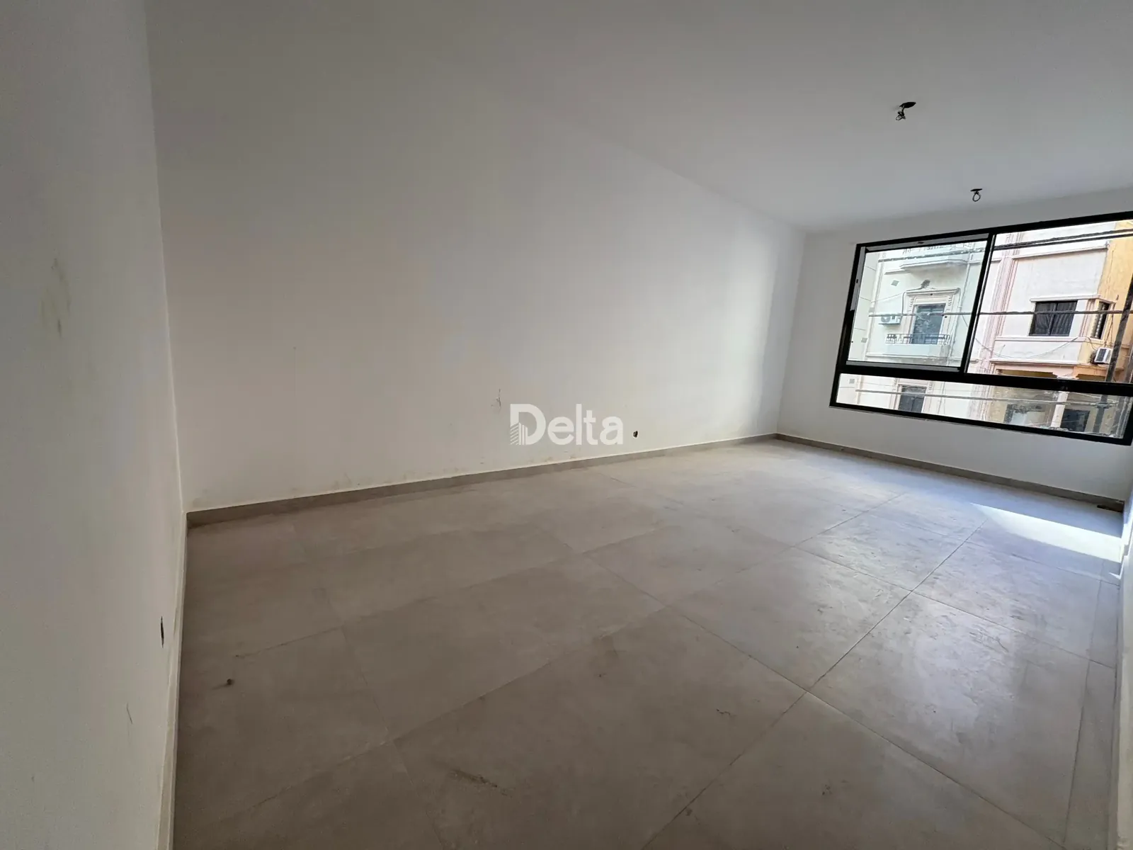 Apartment for Sale in Al Zarif, Beirut – 3 BR, 130 sqm, Near Supermarkets & Near Public Transport — photo 3