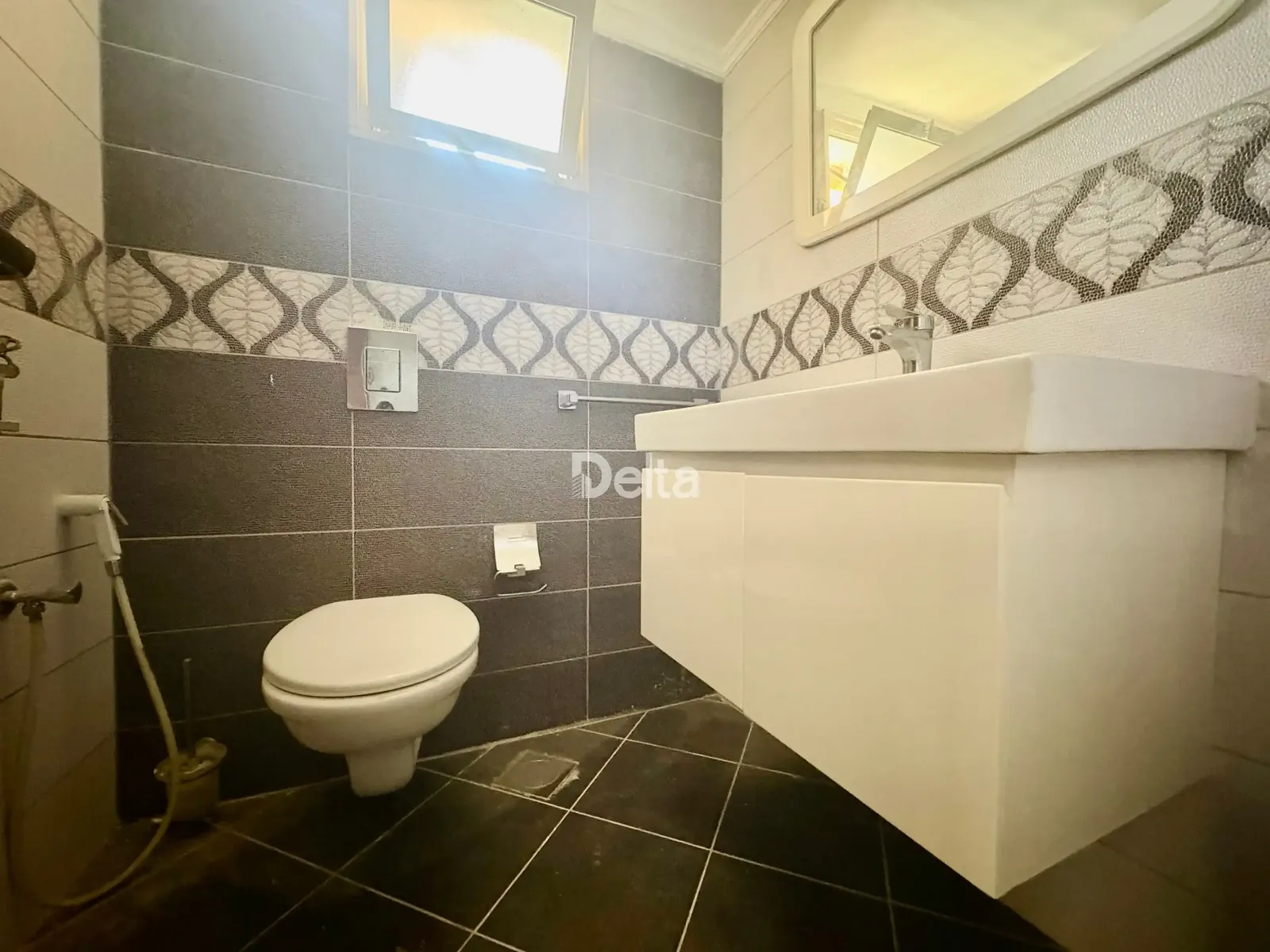 Apartment for Sale in Ras Al Nabaa mhamad hout, Beirut / 3BR — photo 5