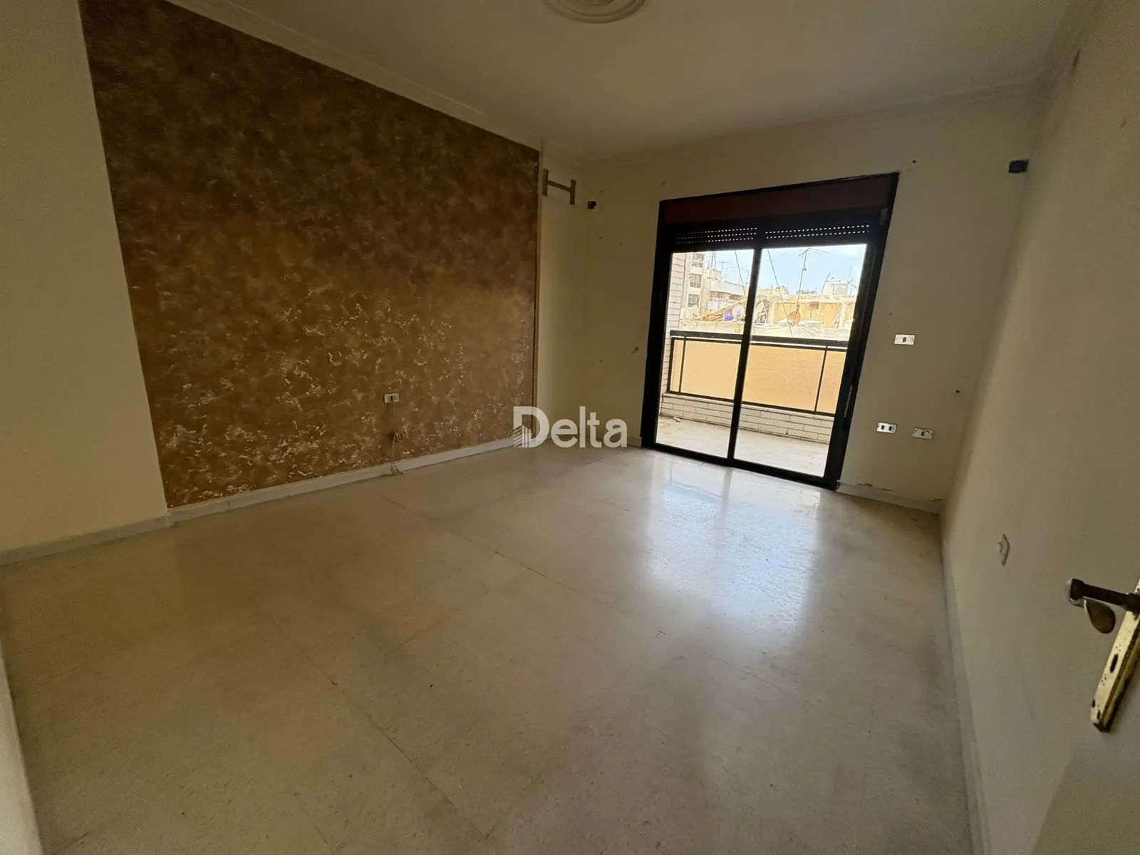 Apartment for Rent in Aicha Bakkar, Beirut / 3 BR — الصورة 5