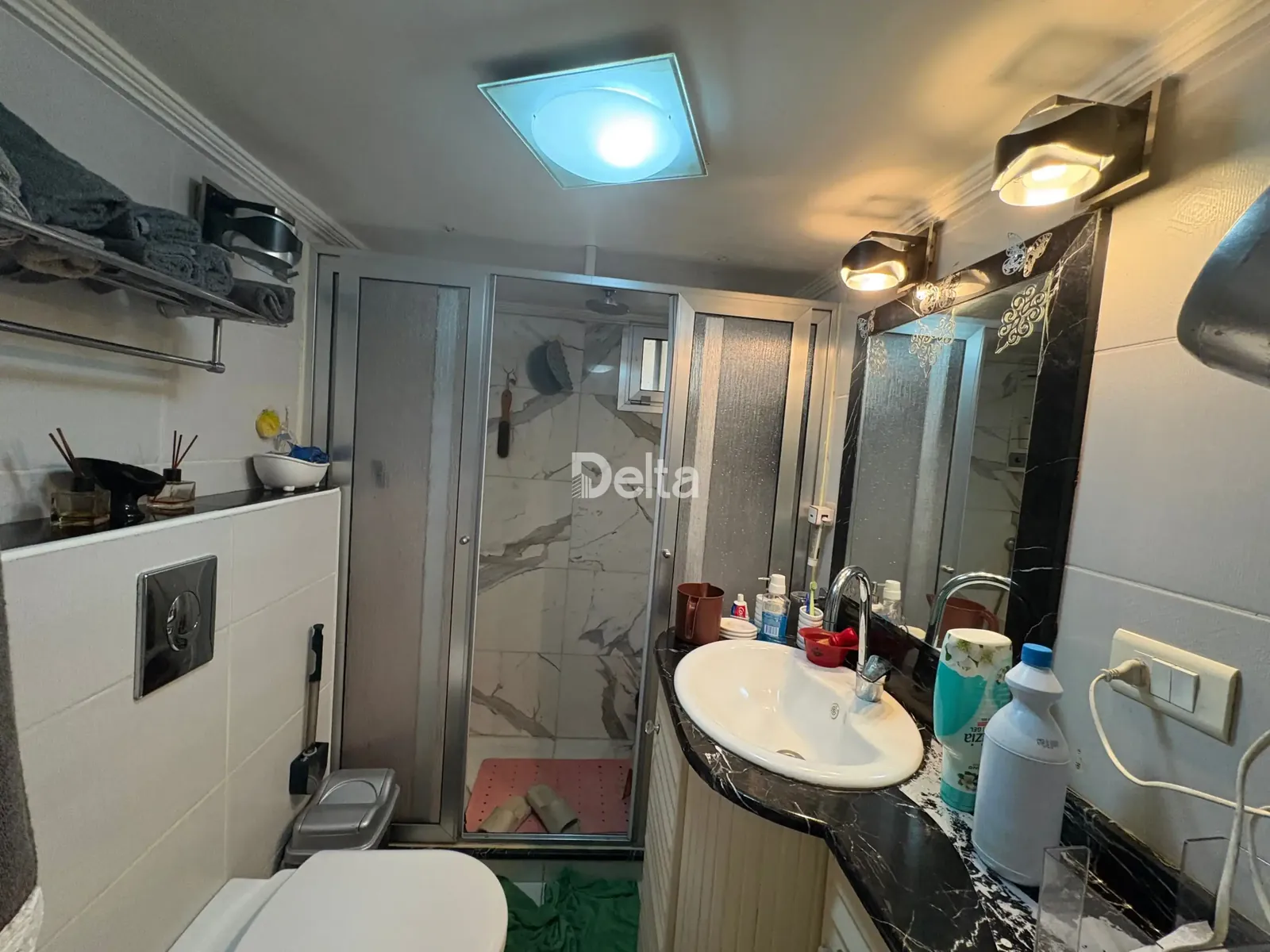 Apartment for Sale in Aicha Bakkar, Beirut – 3 BR, 170 sqm, Prime Location & Near Supermarkets — photo 5