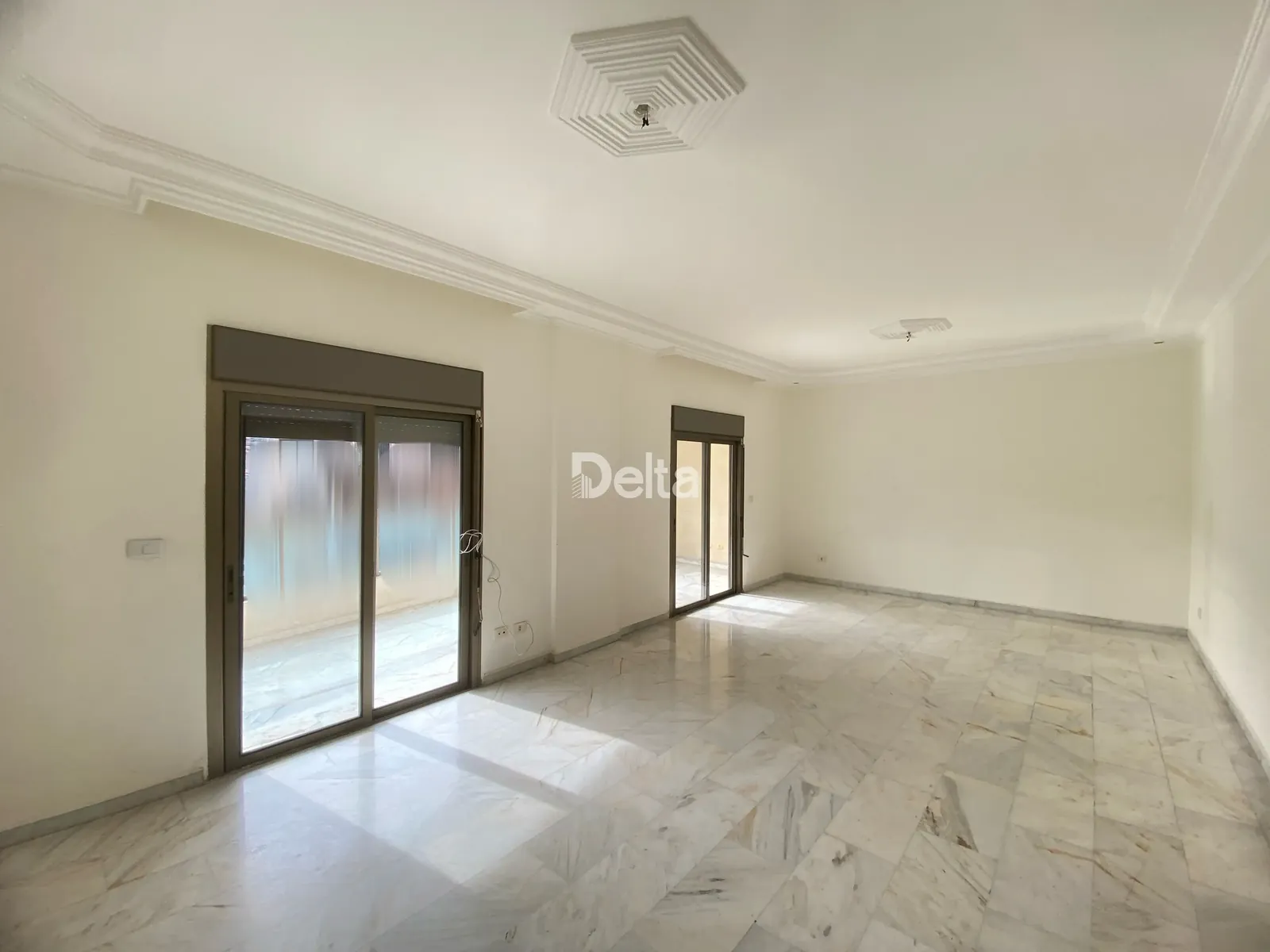 Apartment for Sale in Khaldeh, Aley – 3 BR, 210 sqm, Sea View & Mountain View — photo 3